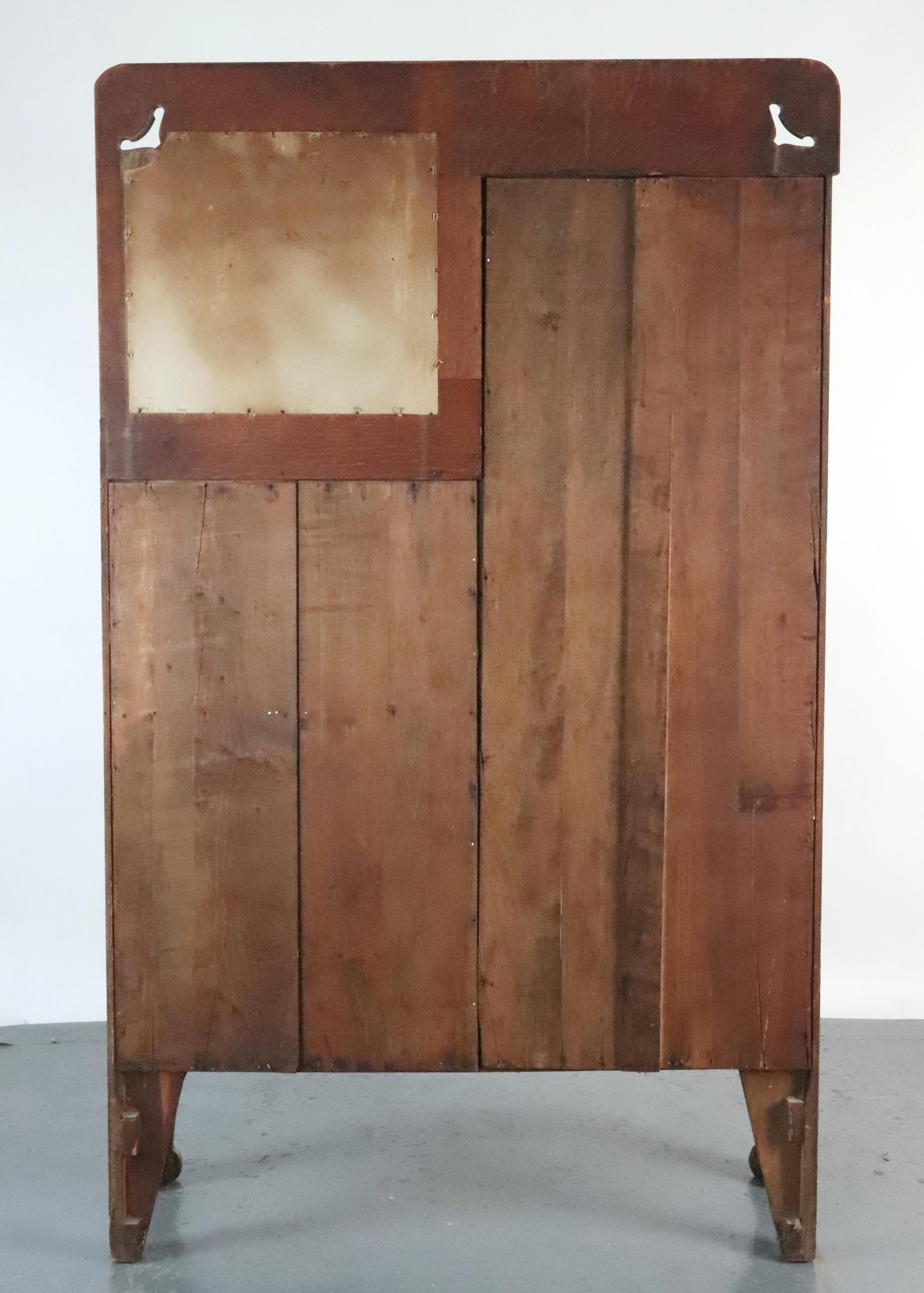 Early 20th Century Quarter Sawn Oak Side by Side Cabinet In Good Condition For Sale In New York, NY