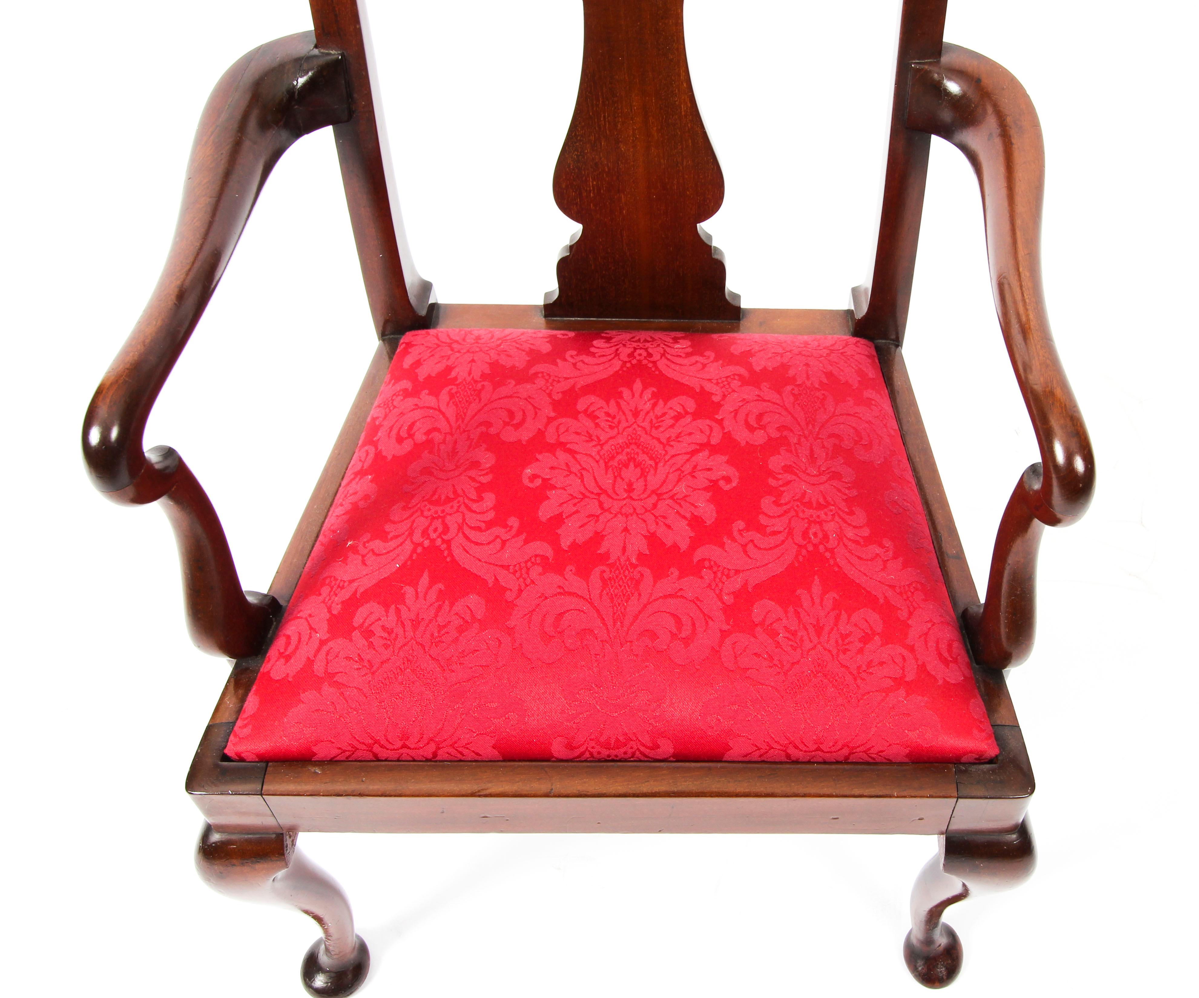 queen anne revival furniture