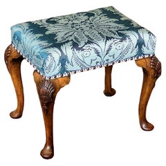 Taburete Estilo Queen Anne en Damasco Azul
