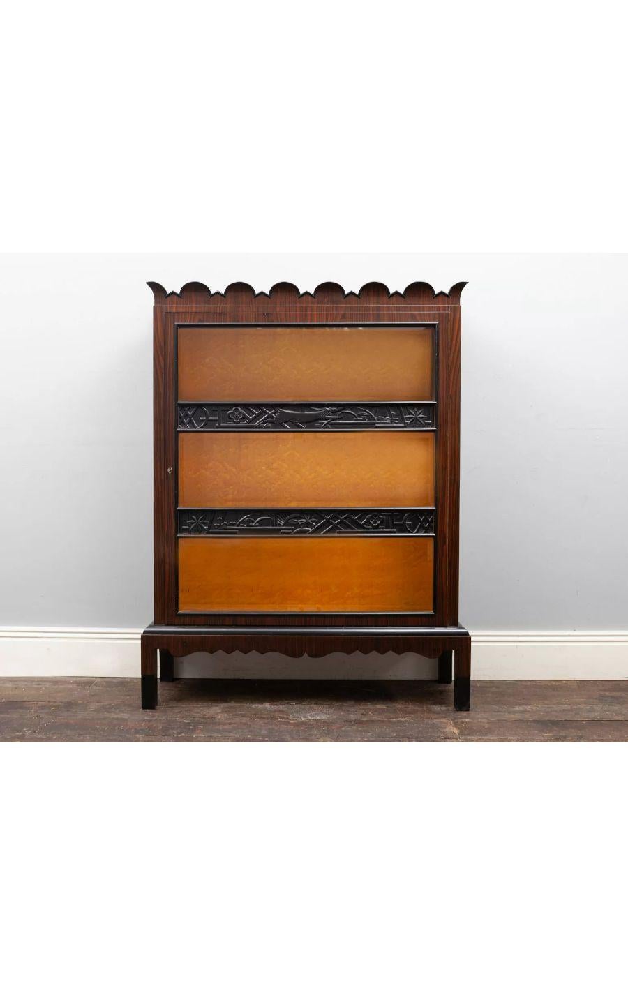 European Early 20th Century Rare Coromantel, Ebony and Satinwood Display Cabinet For Sale