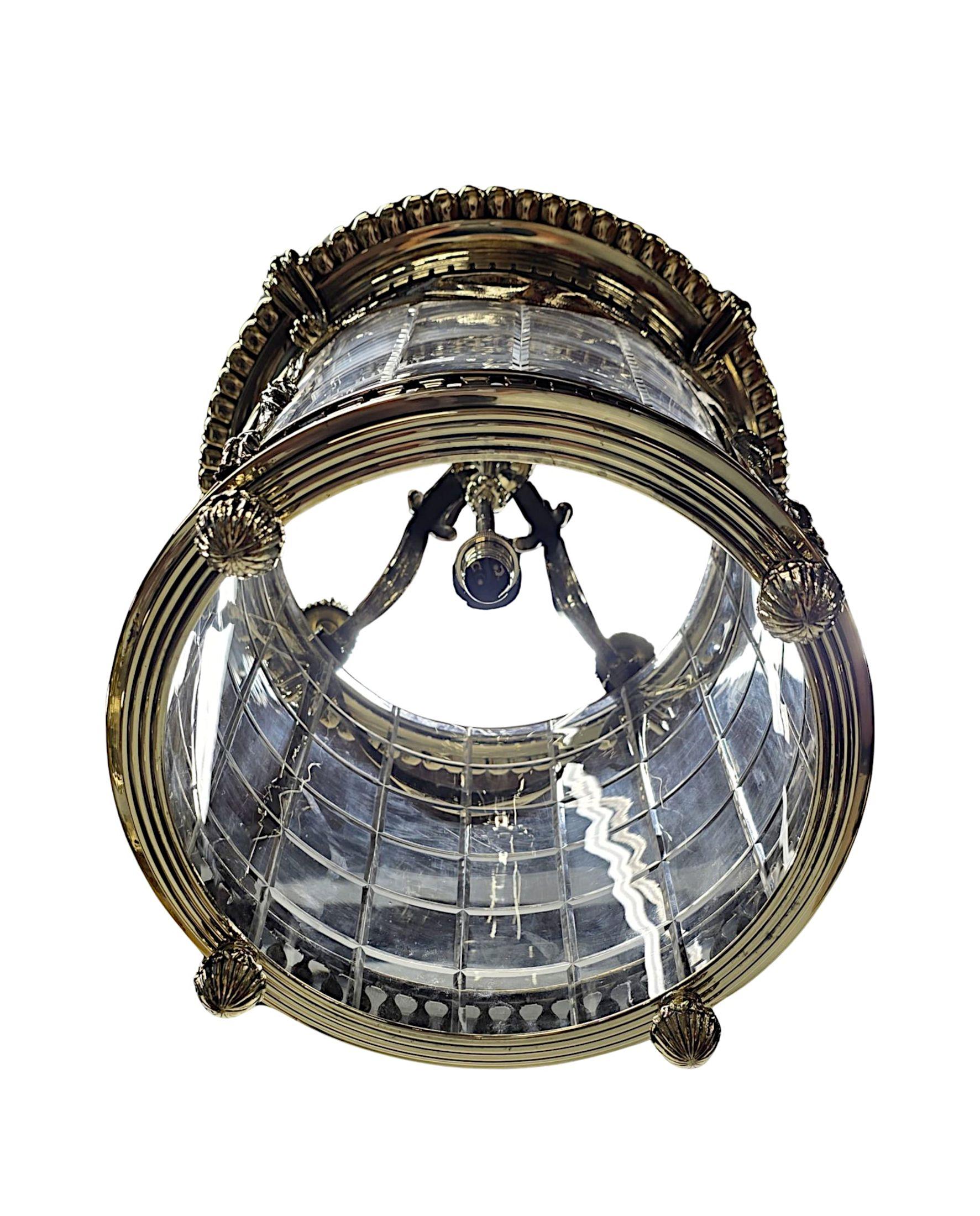 Anfang des 20. Jahrhunderts Seltenes Paar von  Windlichter aus Messing und Glas im Angebot 2