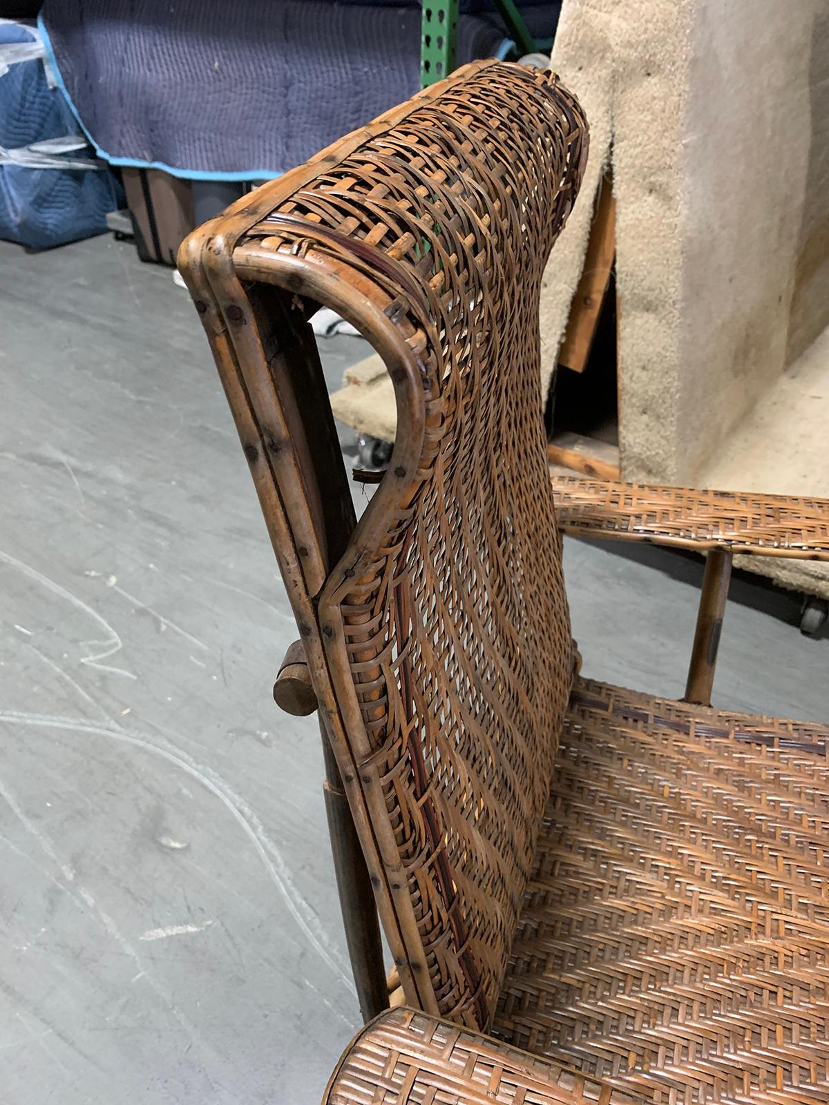 Early 20th Century Rattan and Bamboo Folding Chaise Lounge with Adjustable Back 12