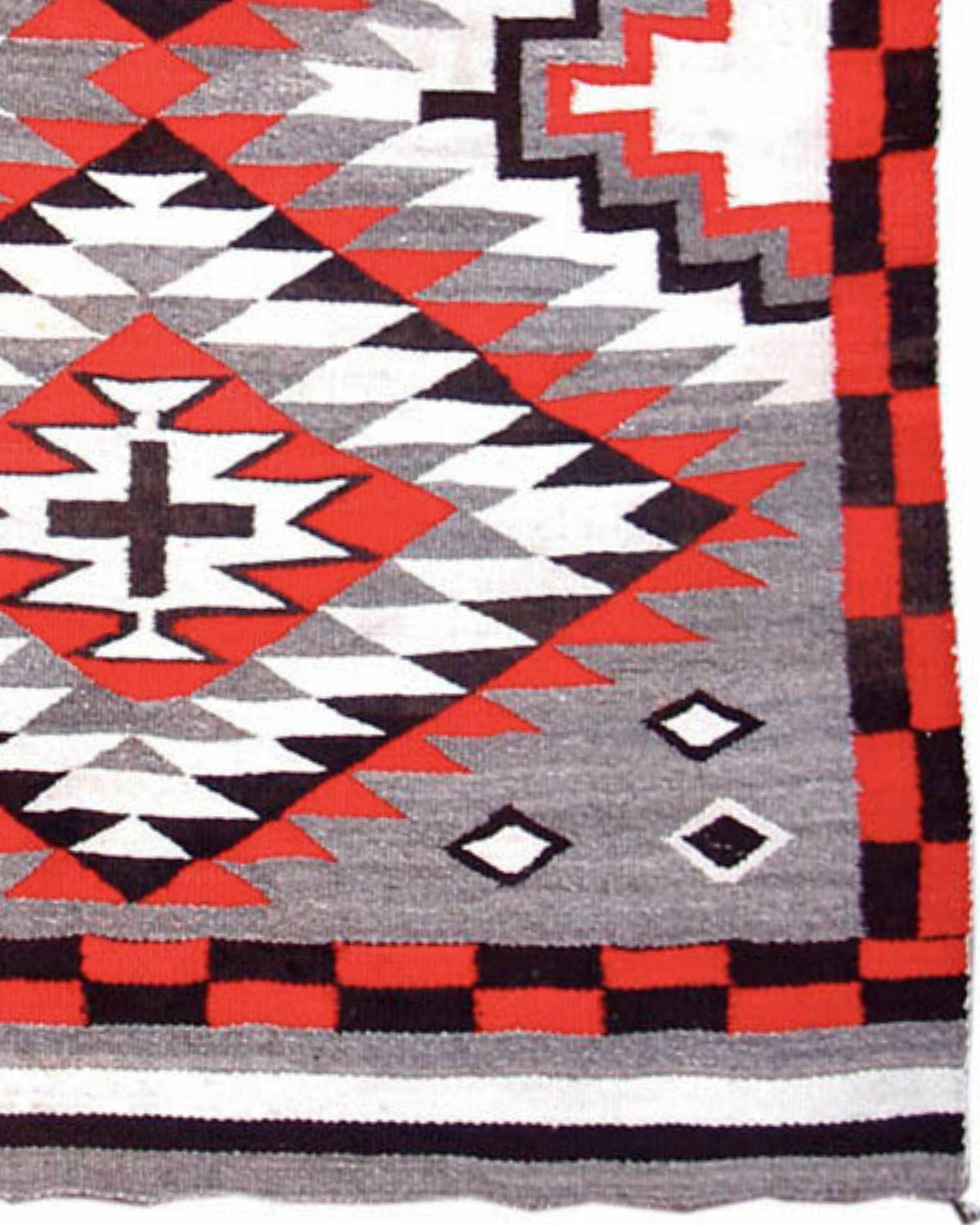 Hand-Woven Antique Handwoven Navajo Rug, Early 20th Century For Sale