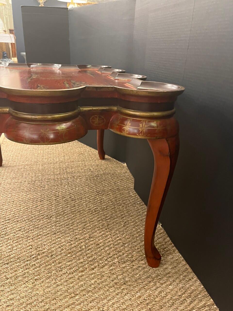 Roter Lack-Chinoiserie-Cocktailtisch des frühen 20. Jahrhunderts (Holz)