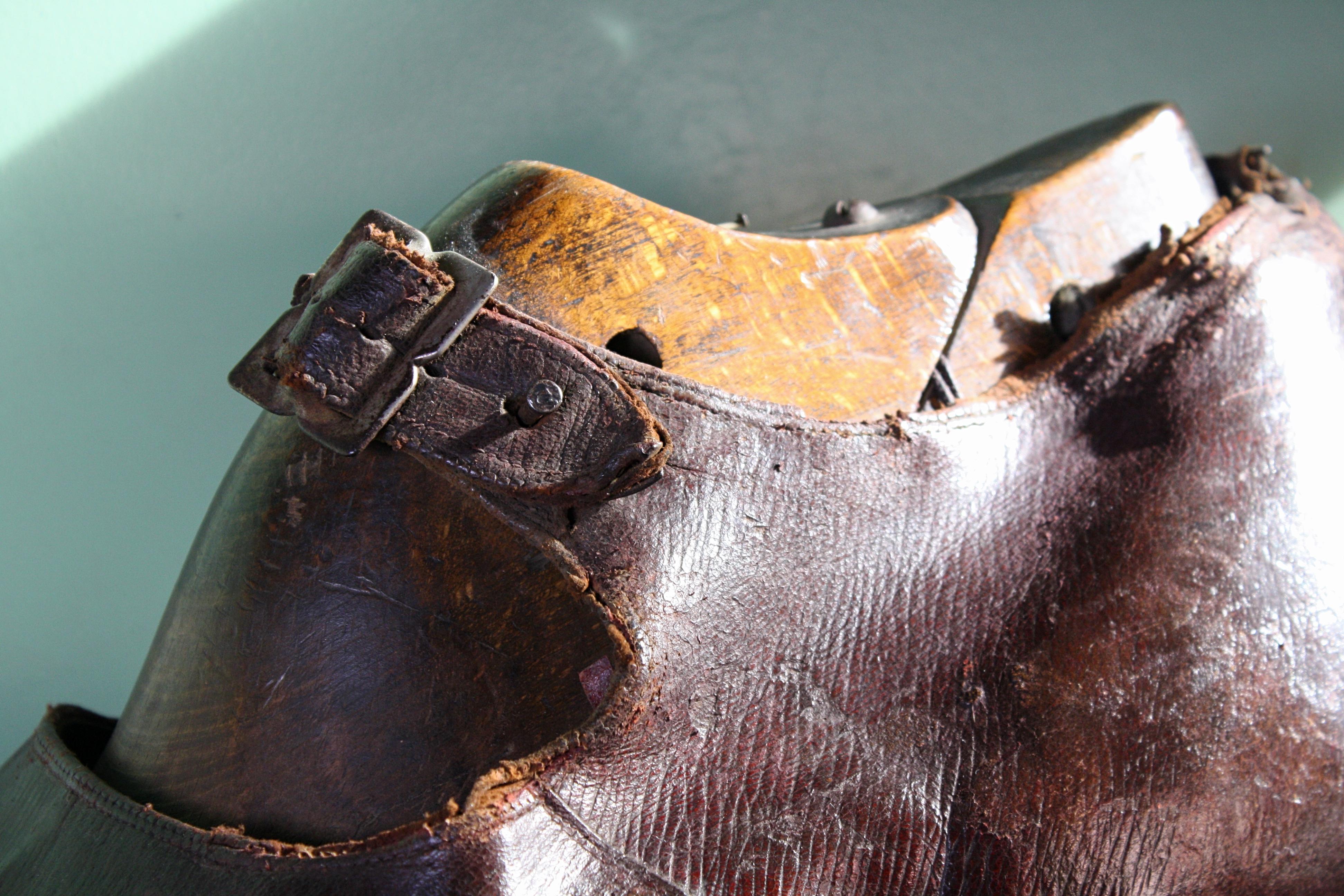 Early 20th Century Red Leather Shoe of 