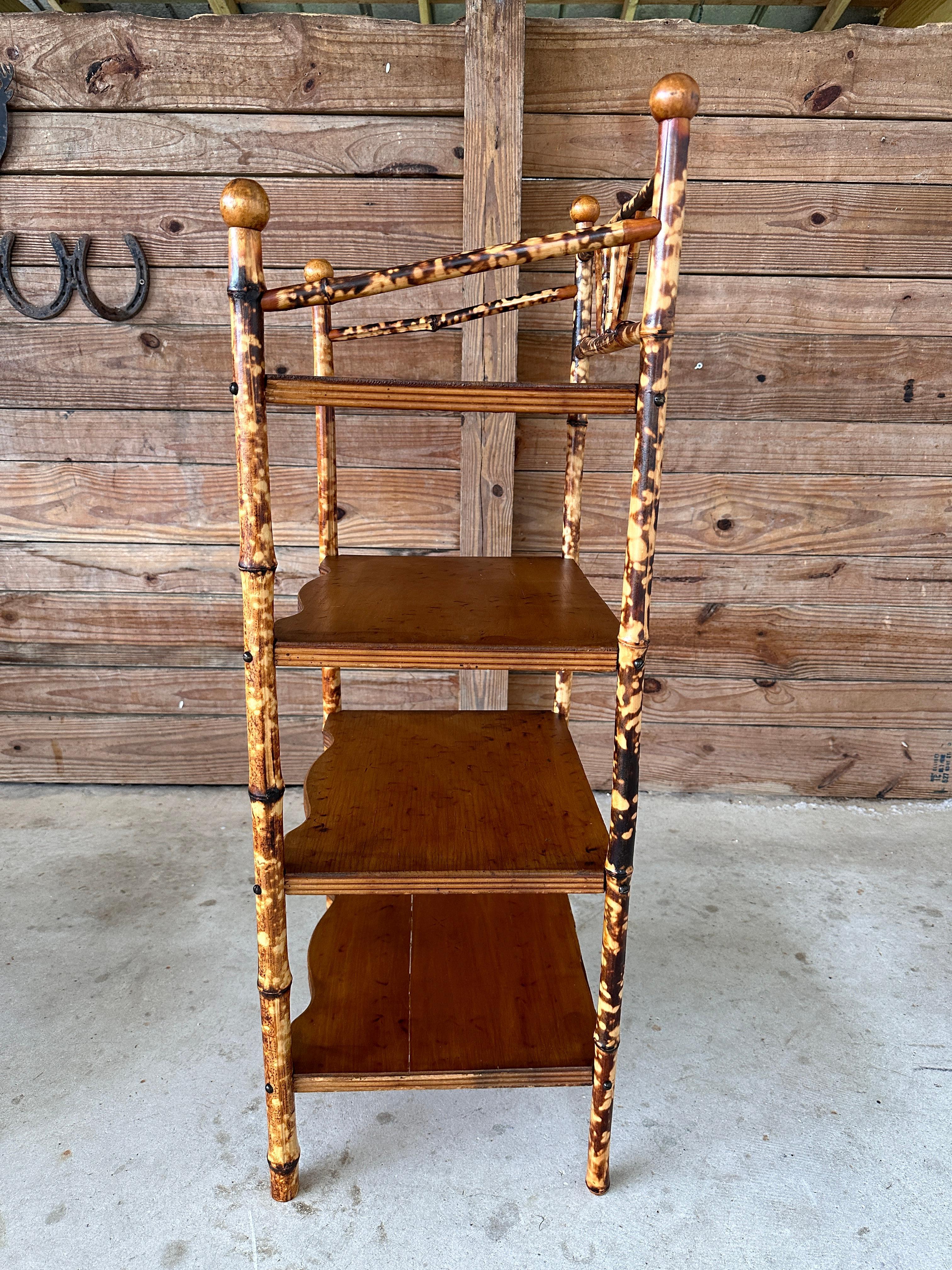 Early 20th Century Refinished Scorched English Bamboo shelf In Good Condition In North Fort Myers, FL