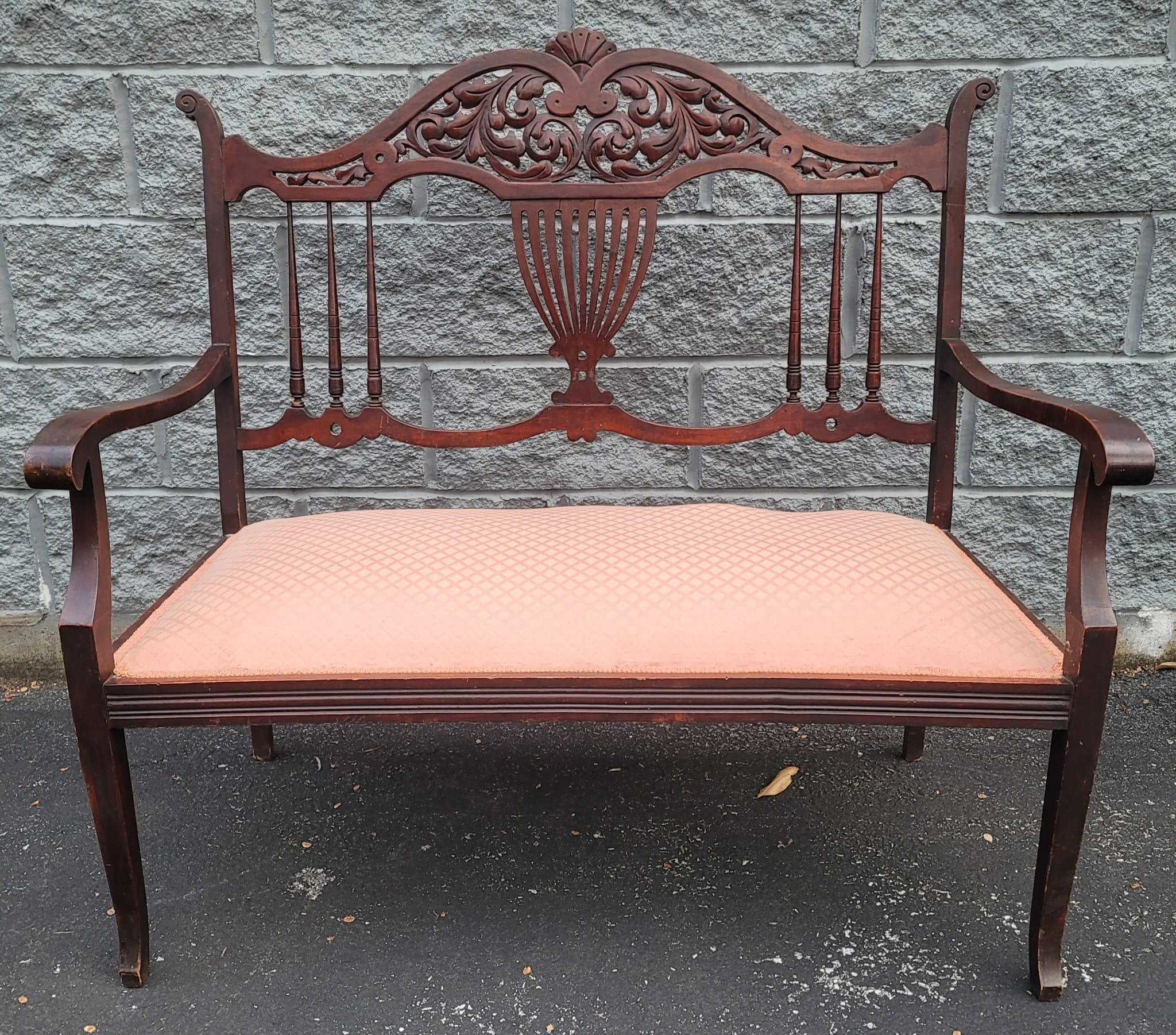 Upholstery Early 20th Century Regency Carved Mahogany And Upholstered Settee For Sale
