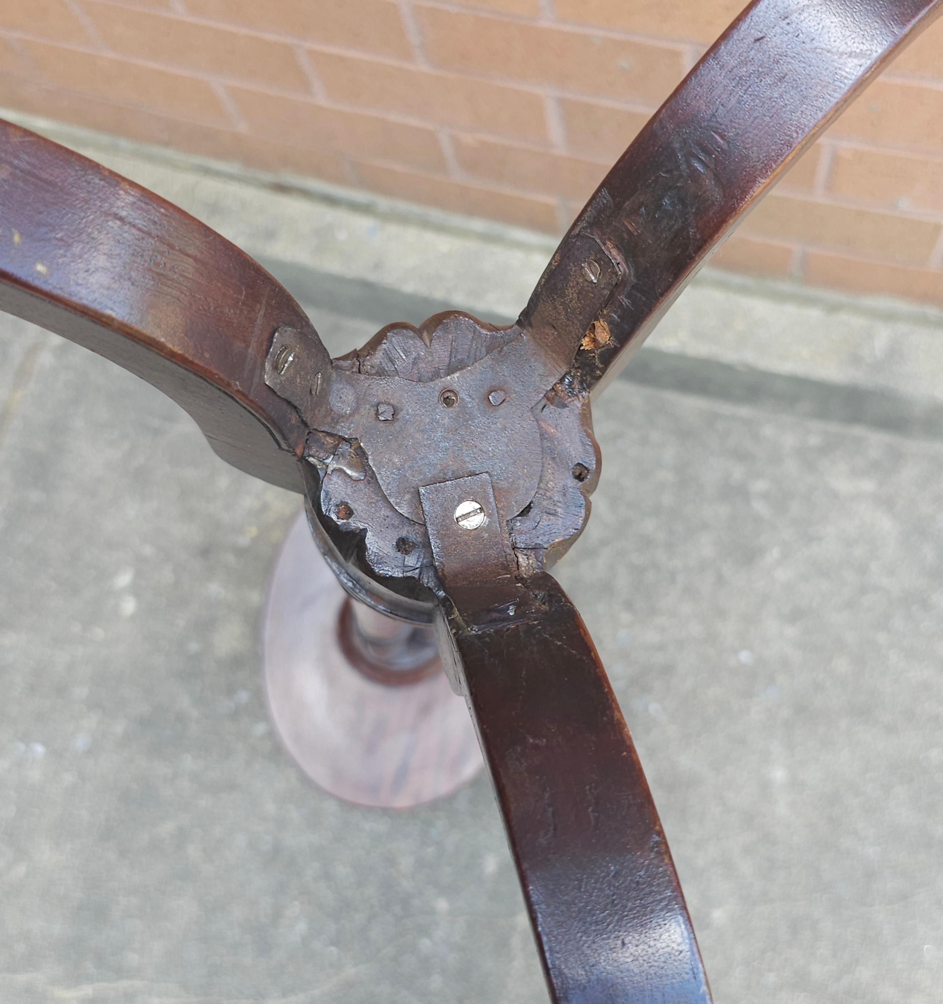Hardwood Early 20th Century Regency Style Tripod Mahogany Pedestal Plant Stand For Sale
