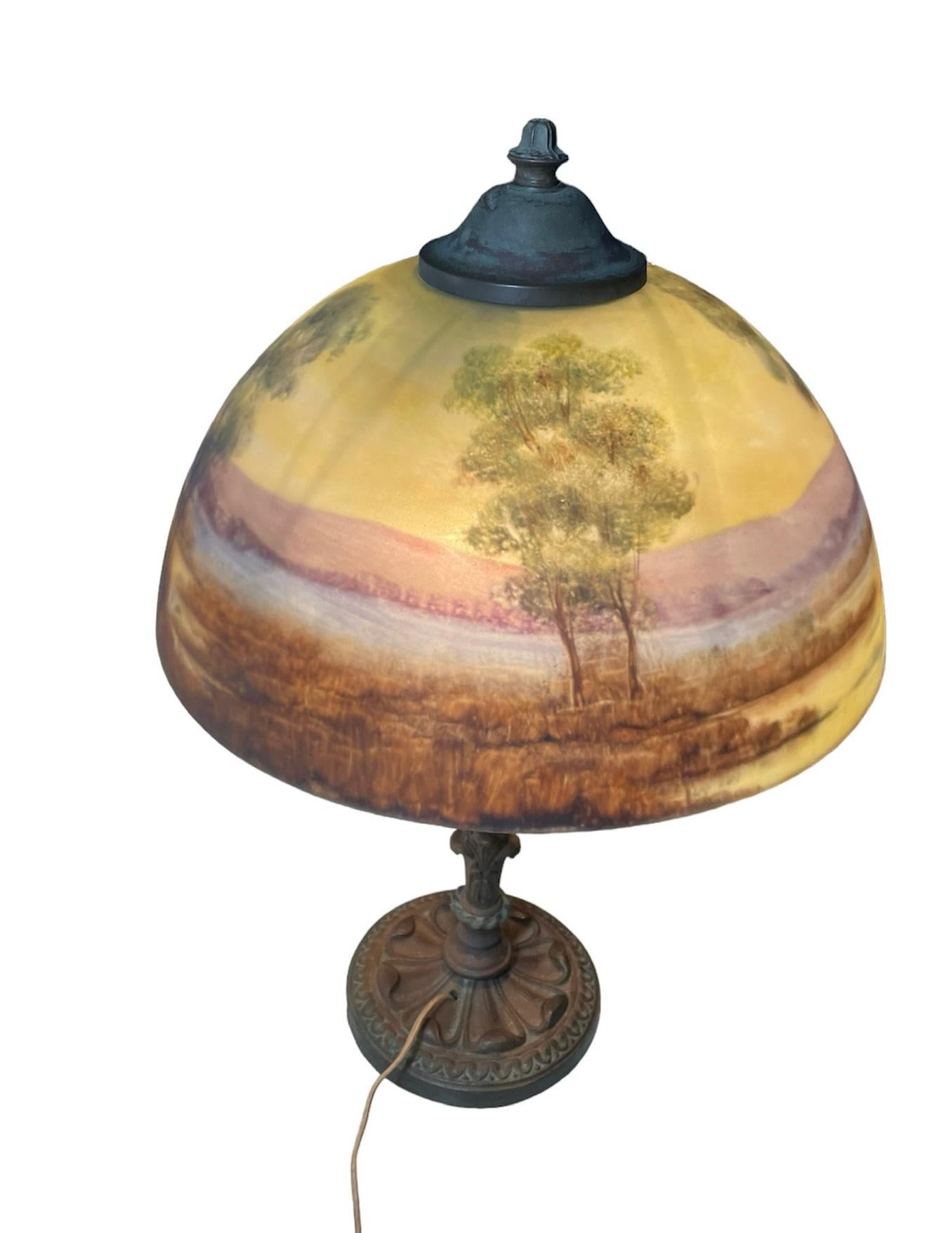 Early 20th Century Reverse Painting Glass Shade And Bronze lamp For Sale 4