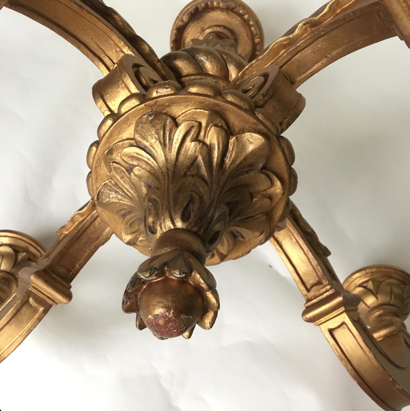 Early 20th Century Rococo Giltwood Chandelier In Good Condition For Sale In Elkhart, IN