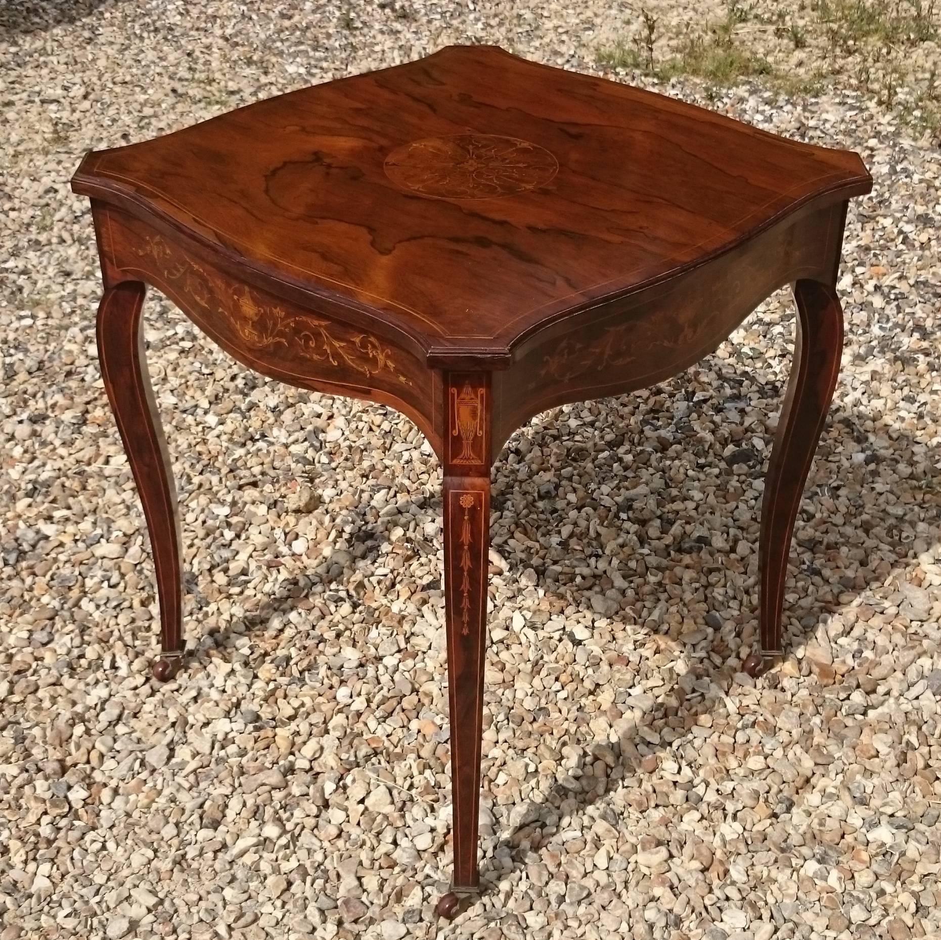 Early 20th Century Rosewood Centre Table For Sale 1