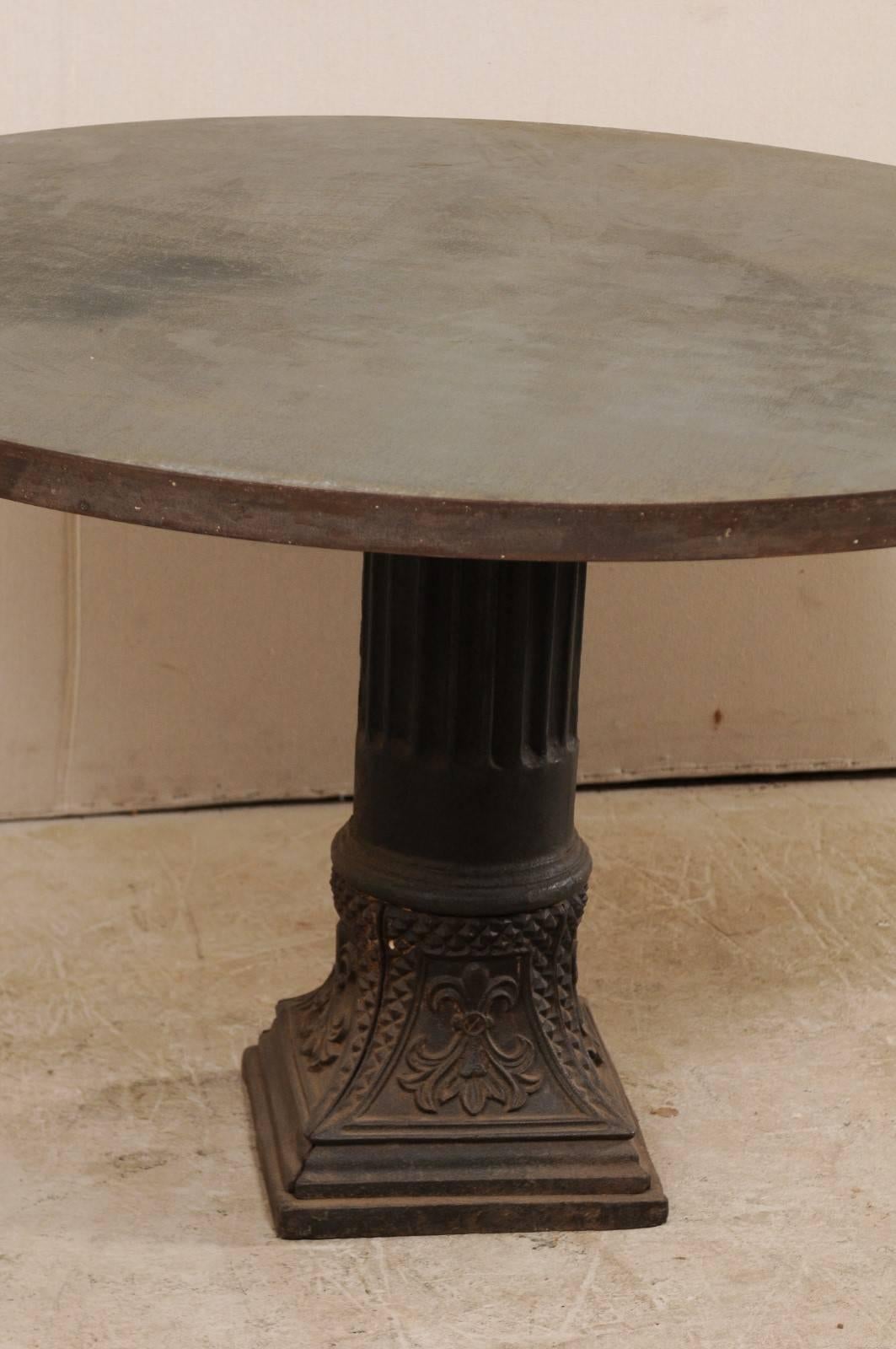 round centre table