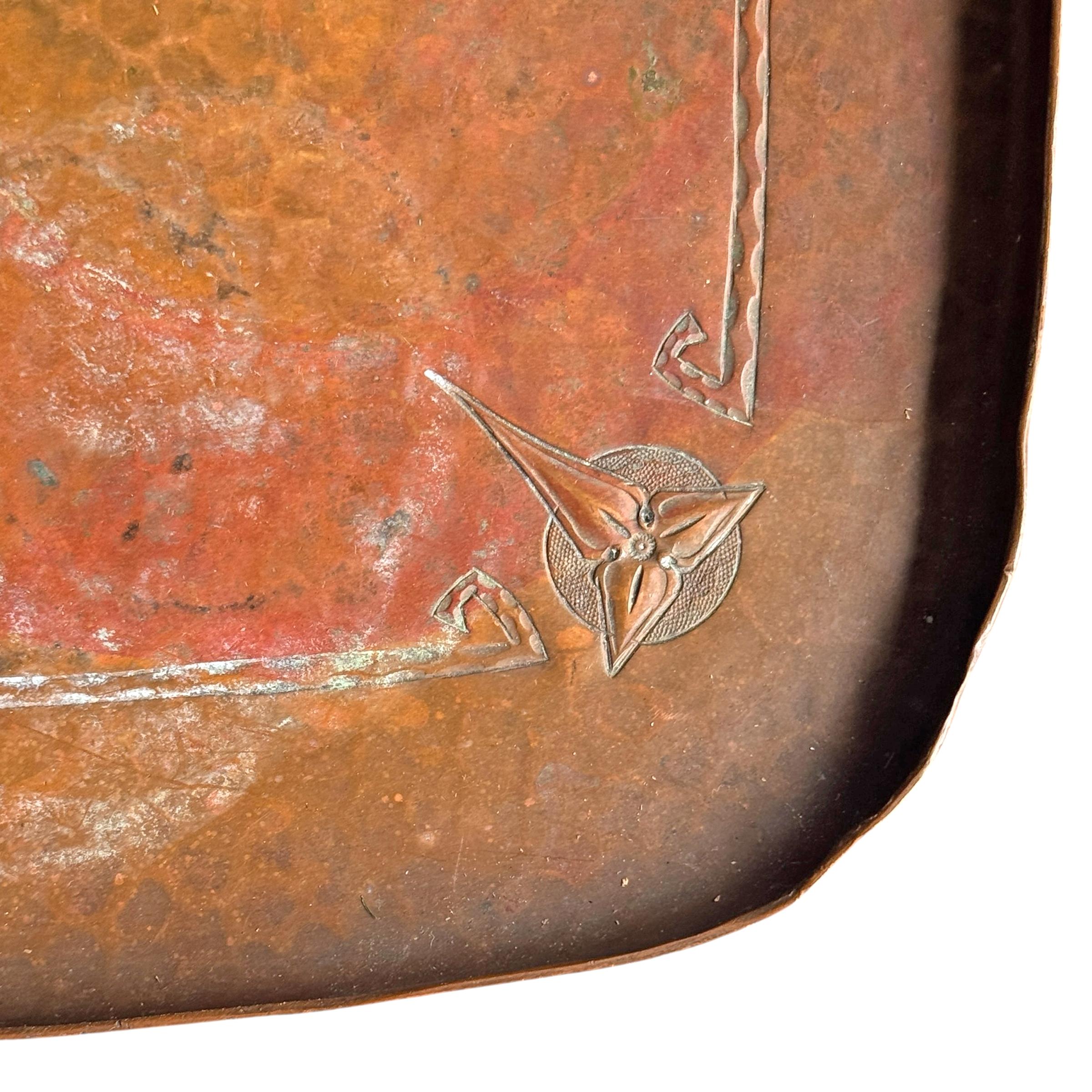 Early 20th Century Roycroft Hammered Copper Tray For Sale 5