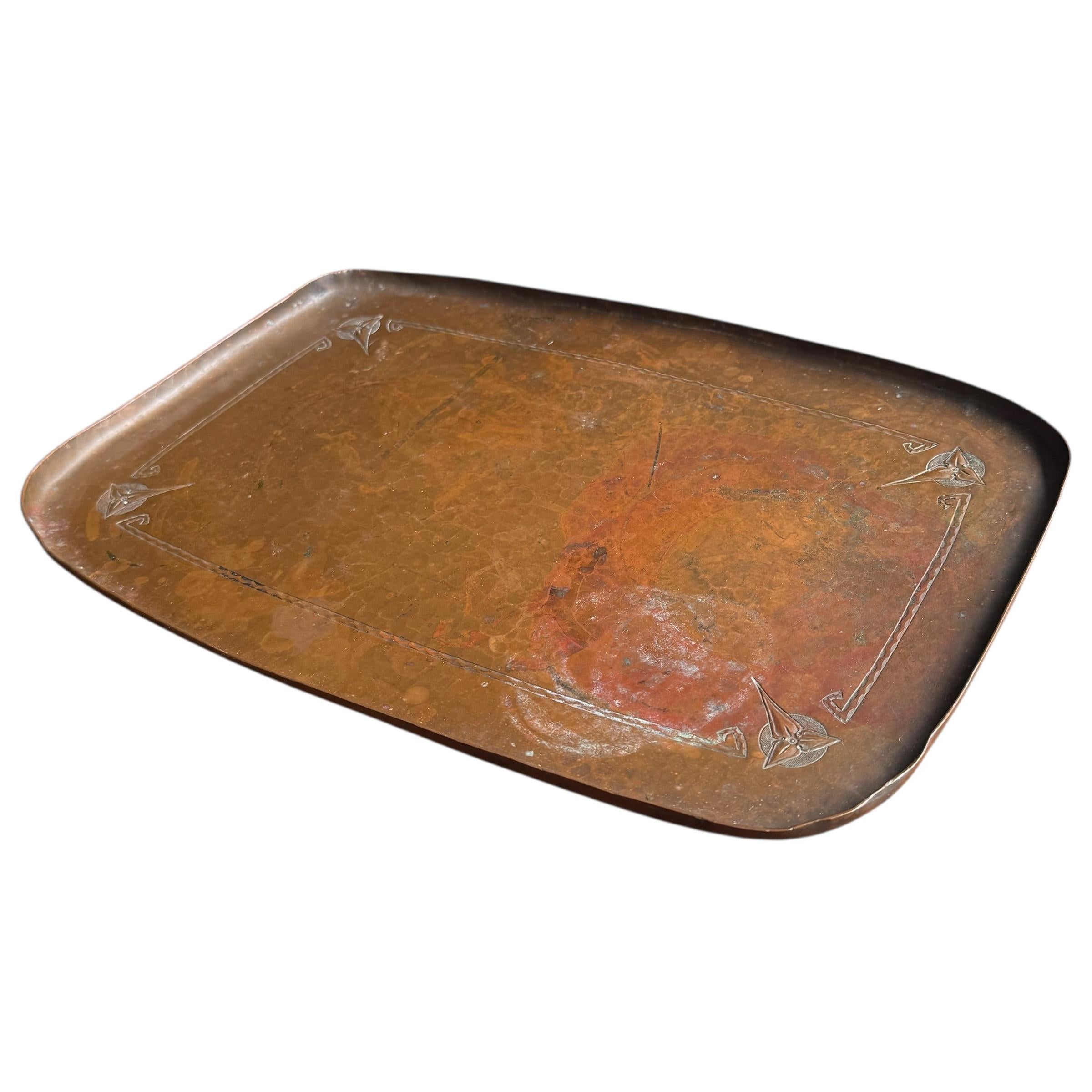 American Early 20th Century Roycroft Hammered Copper Tray For Sale
