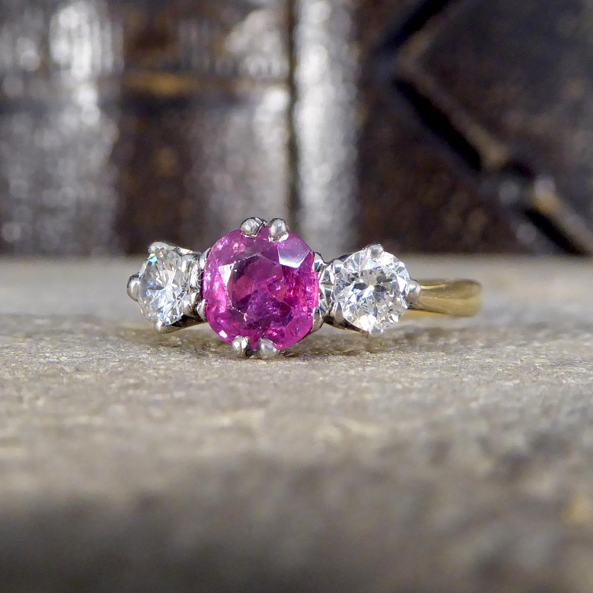 Early 20th Century Ruby and Diamond Three Stone Ring in 18ct Yellow Gold & Plat In Good Condition In Yorkshire, West Yorkshire