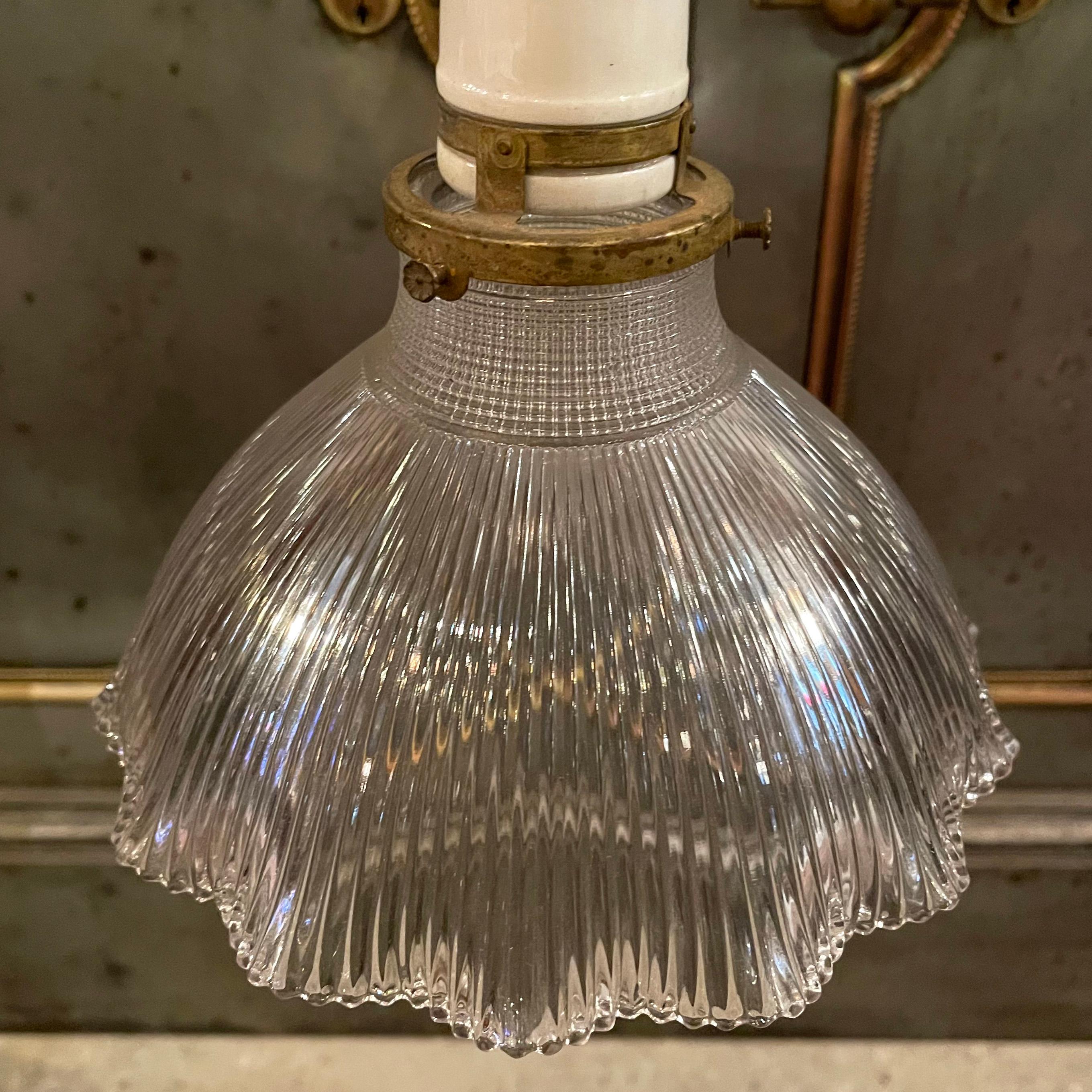 Early 20th Century Ruffle Holophane Pendant Light In Good Condition For Sale In Brooklyn, NY