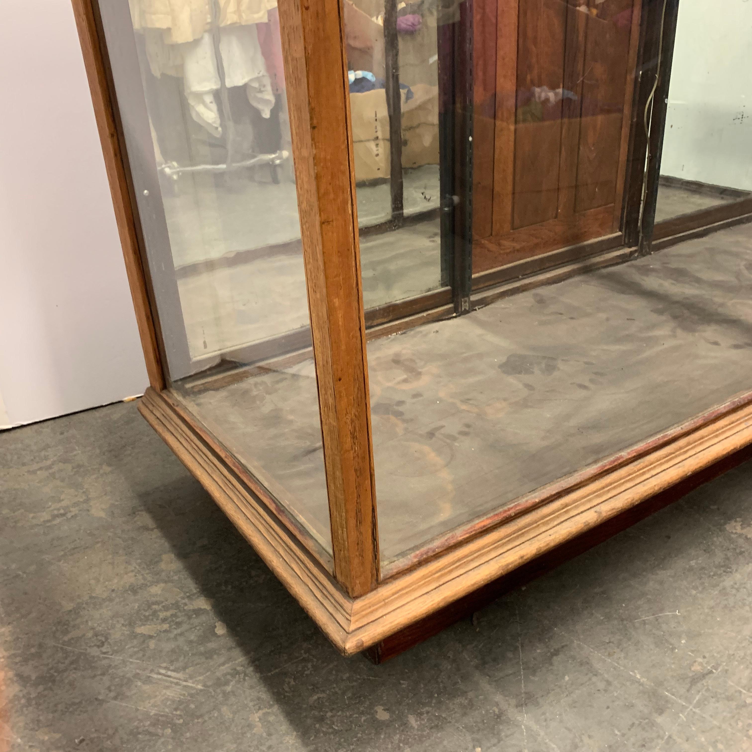 Early 20th Century Russel & Sons Wooden Glass Top Floor Display Case Vitrine 13