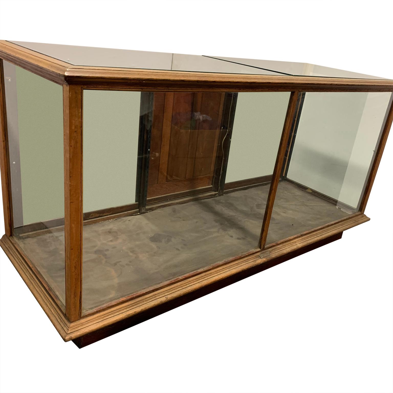 Late Victorian Early 20th Century Russel & Sons Wooden Glass Top Floor Display Case Vitrine