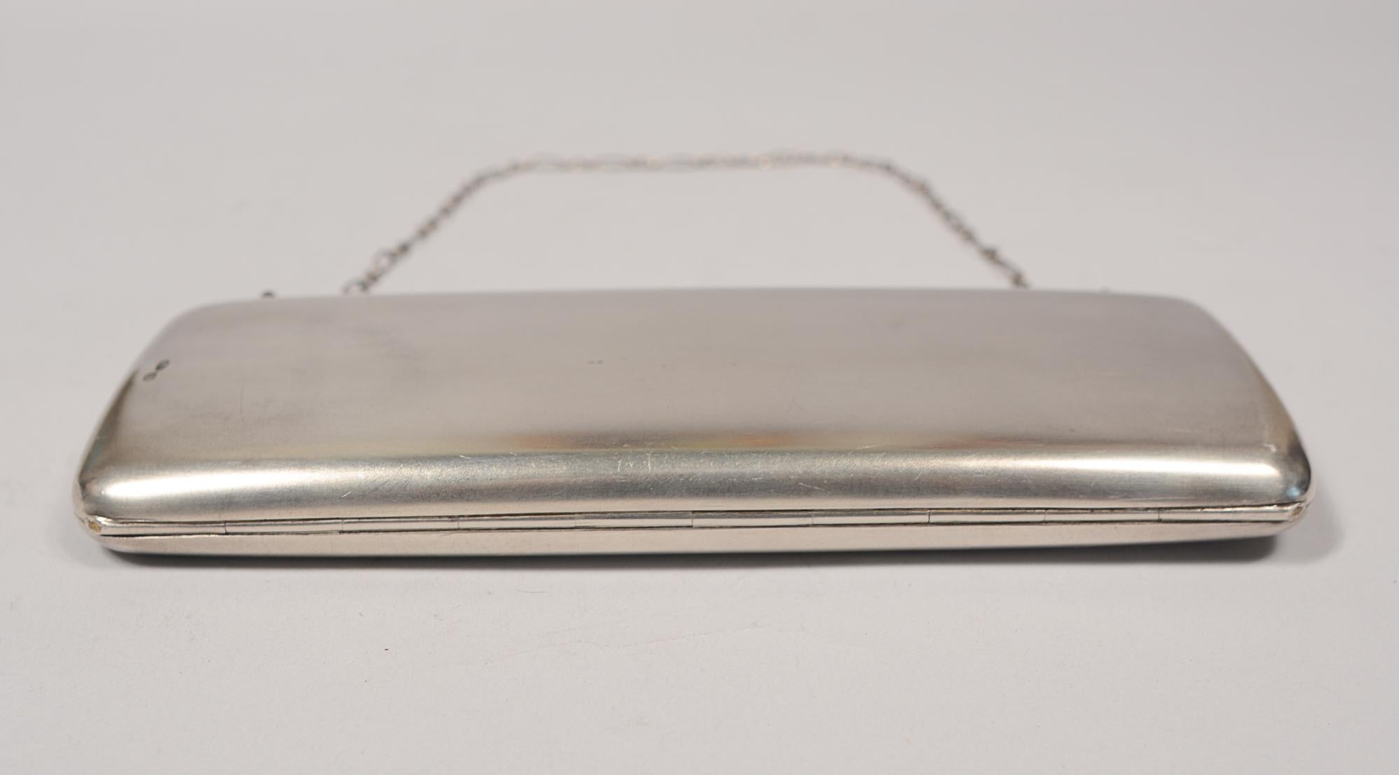 Early 20th Century Russian Silver 84 Clutch Purse with Horses Moscow In Good Condition For Sale In San Mateo, CA