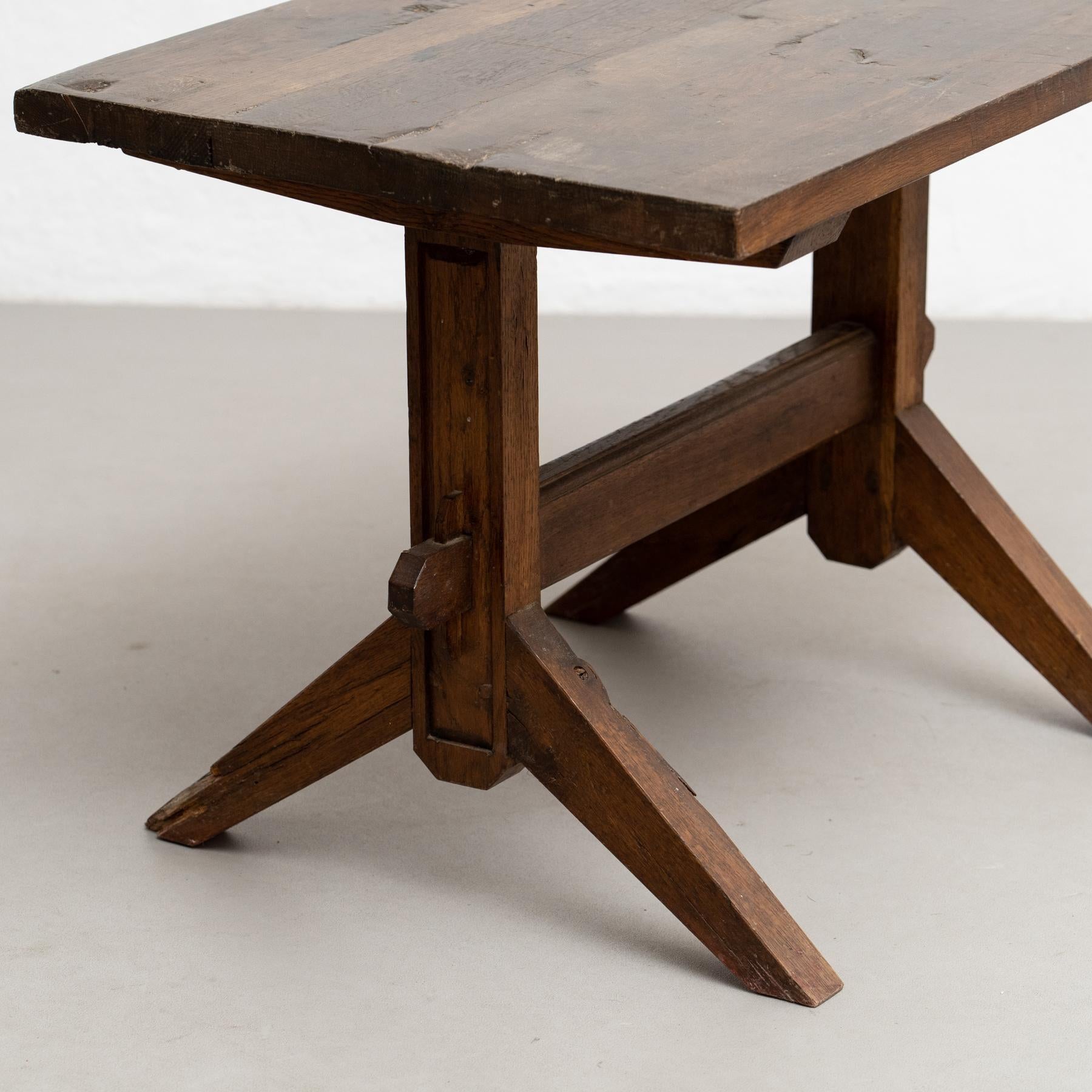 Early 20th Century Rustic French Side Table in Wood For Sale 2