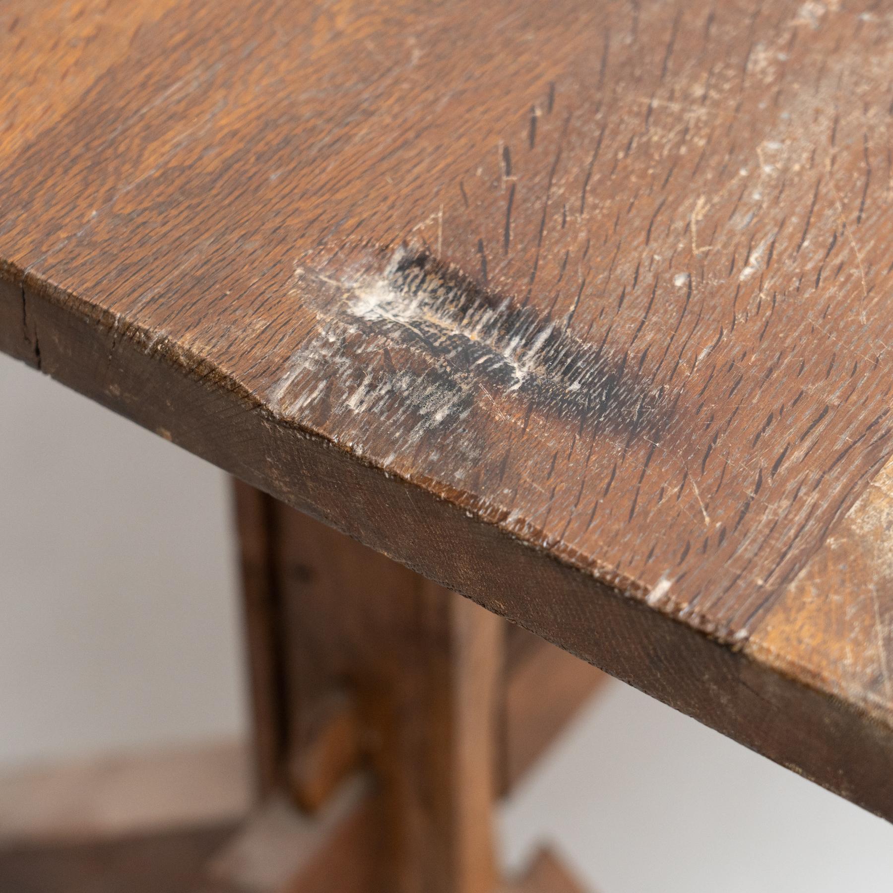 Early 20th Century Rustic French Side Table in Wood For Sale 4