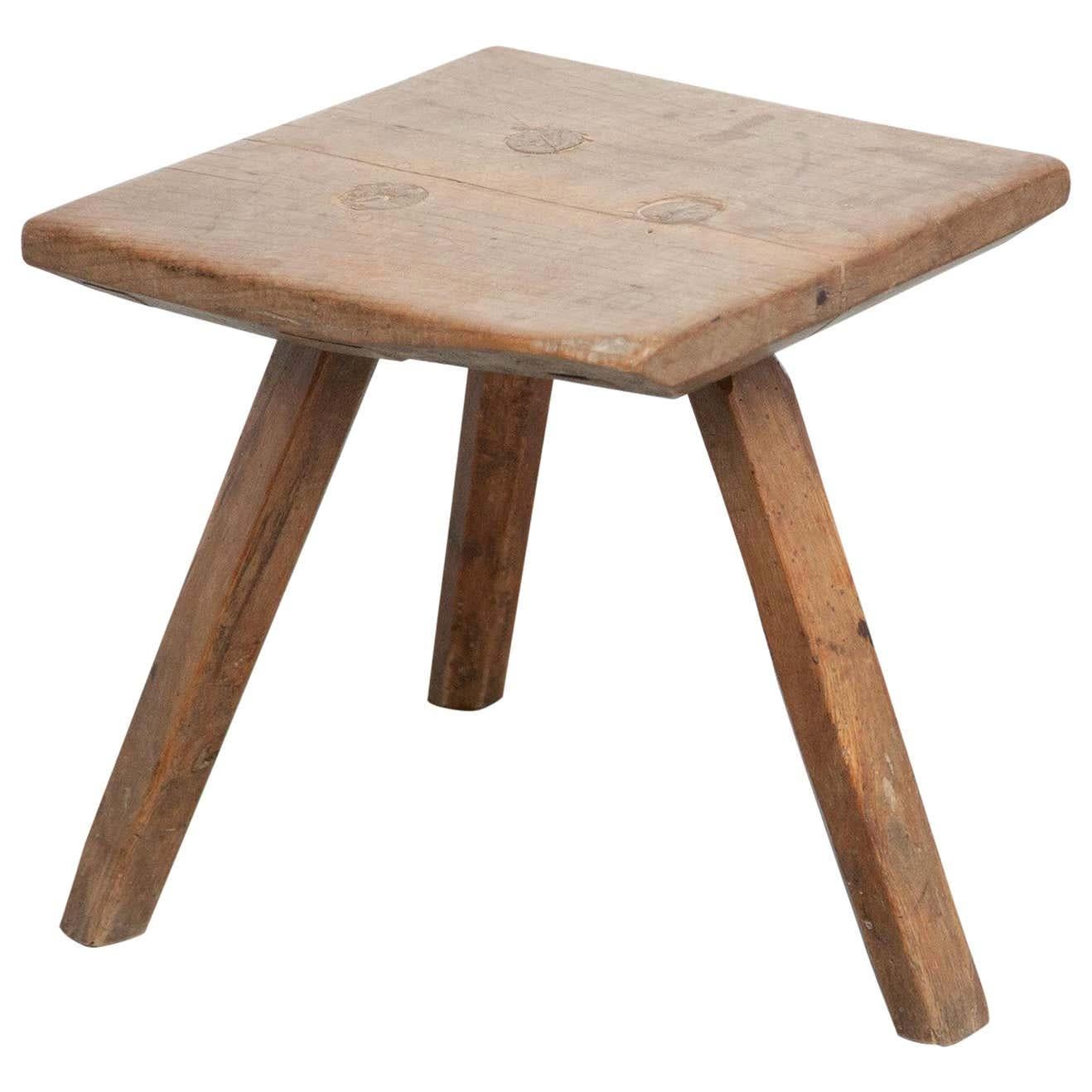 Early 20th Century Rustic French Stool in Wood For Sale 13