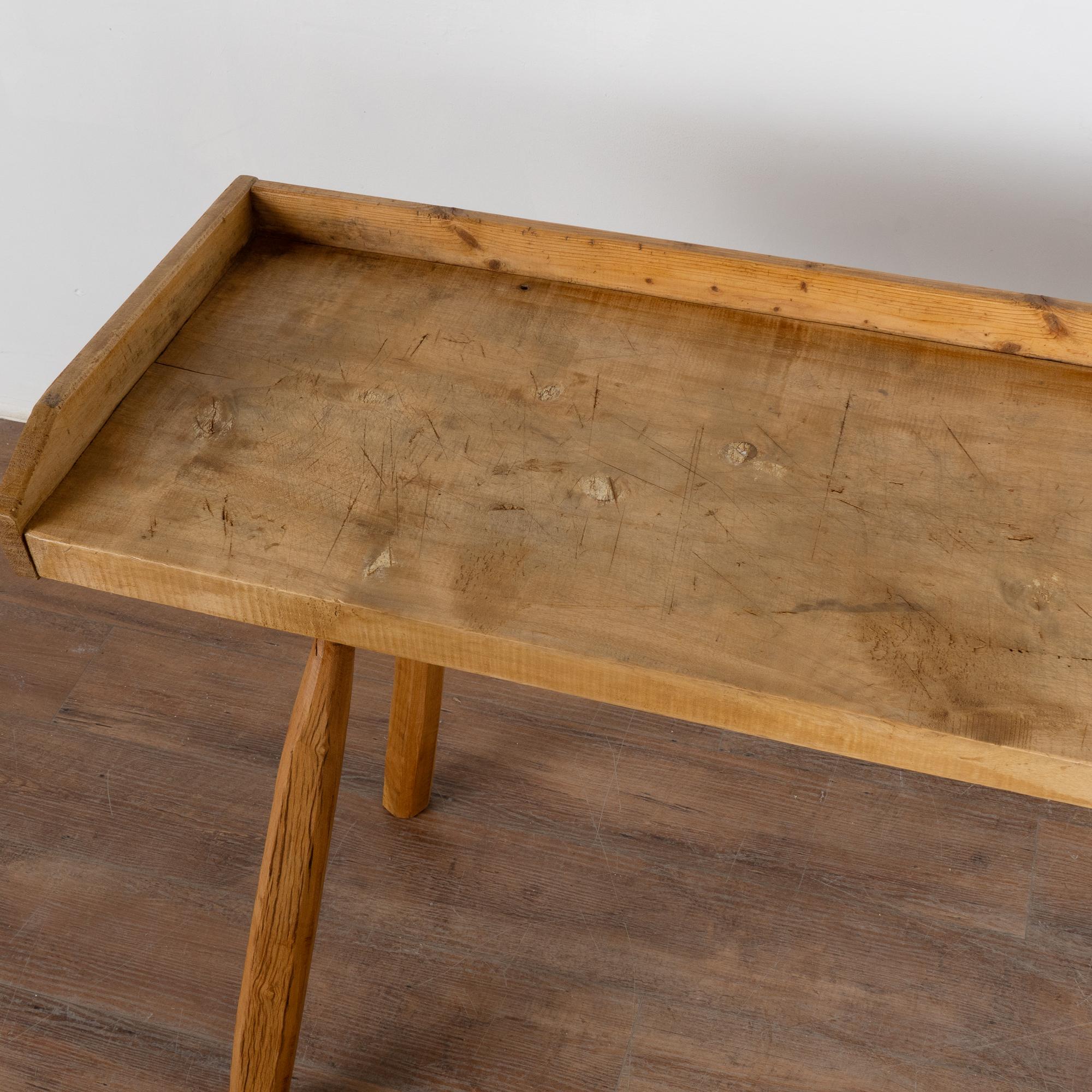 Early 20th Century Rustic Peg Leg Console Table from Hungary For Sale 1