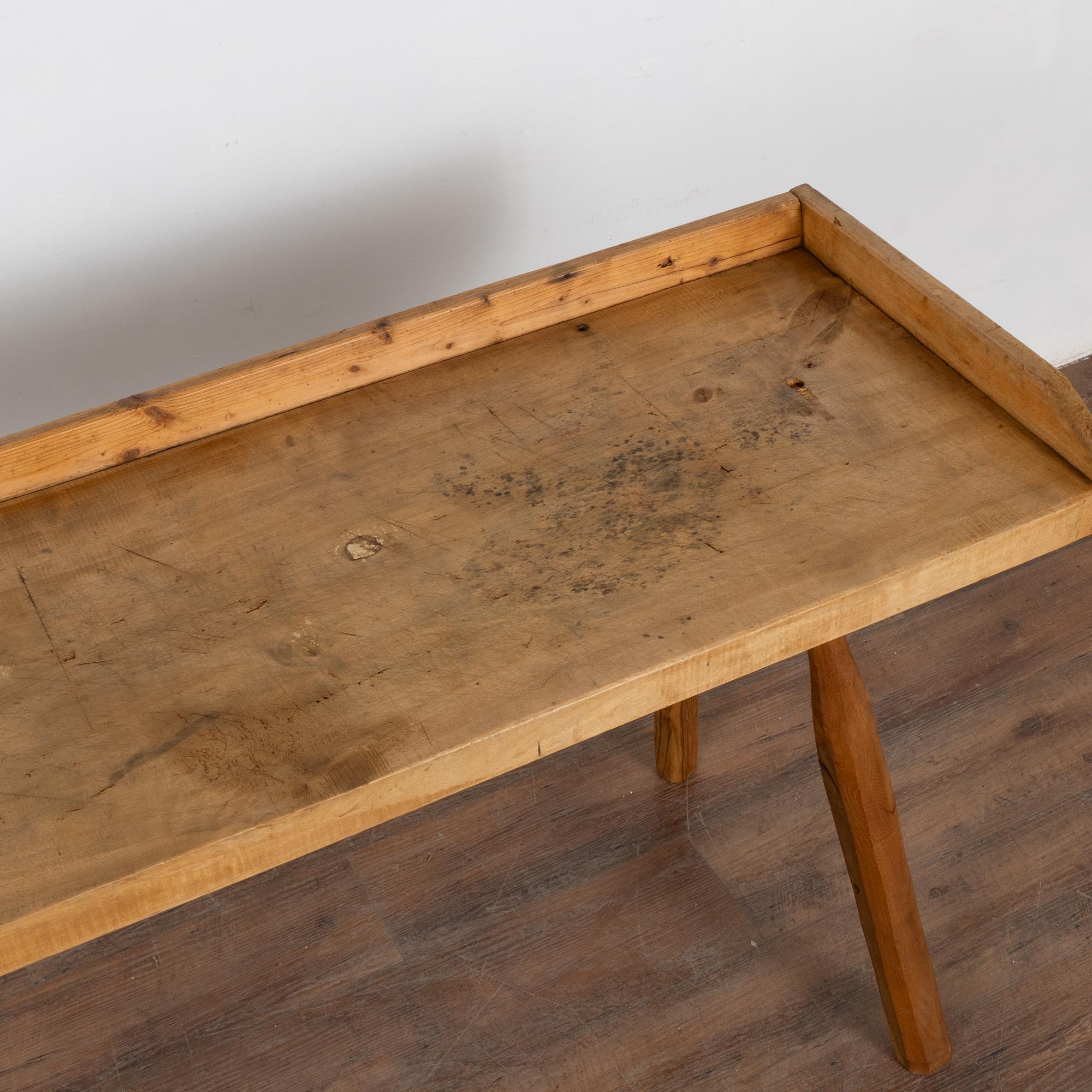 Early 20th Century Rustic Peg Leg Console Table from Hungary For Sale 2