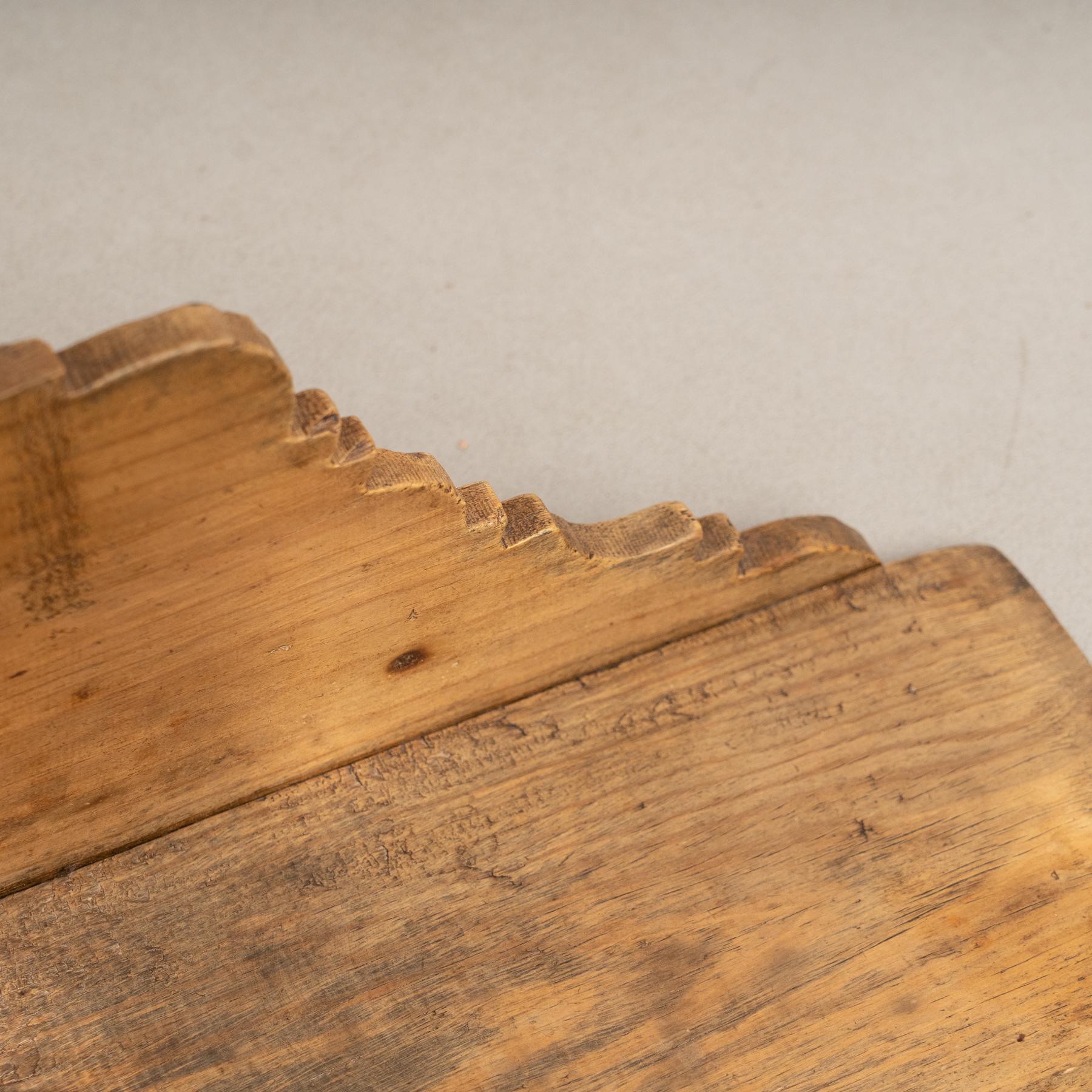 Rustikale skulpturale Holzbroom-Schubladenschale aus dem frühen 20. Jahrhundert im Angebot 5