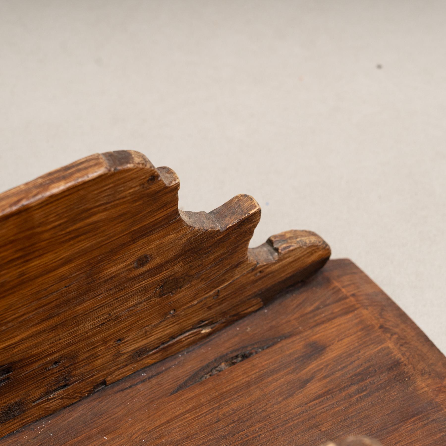 Rustikale skulpturale Holzbroom-Schubladenschale aus dem frühen 20. Jahrhundert im Angebot 7