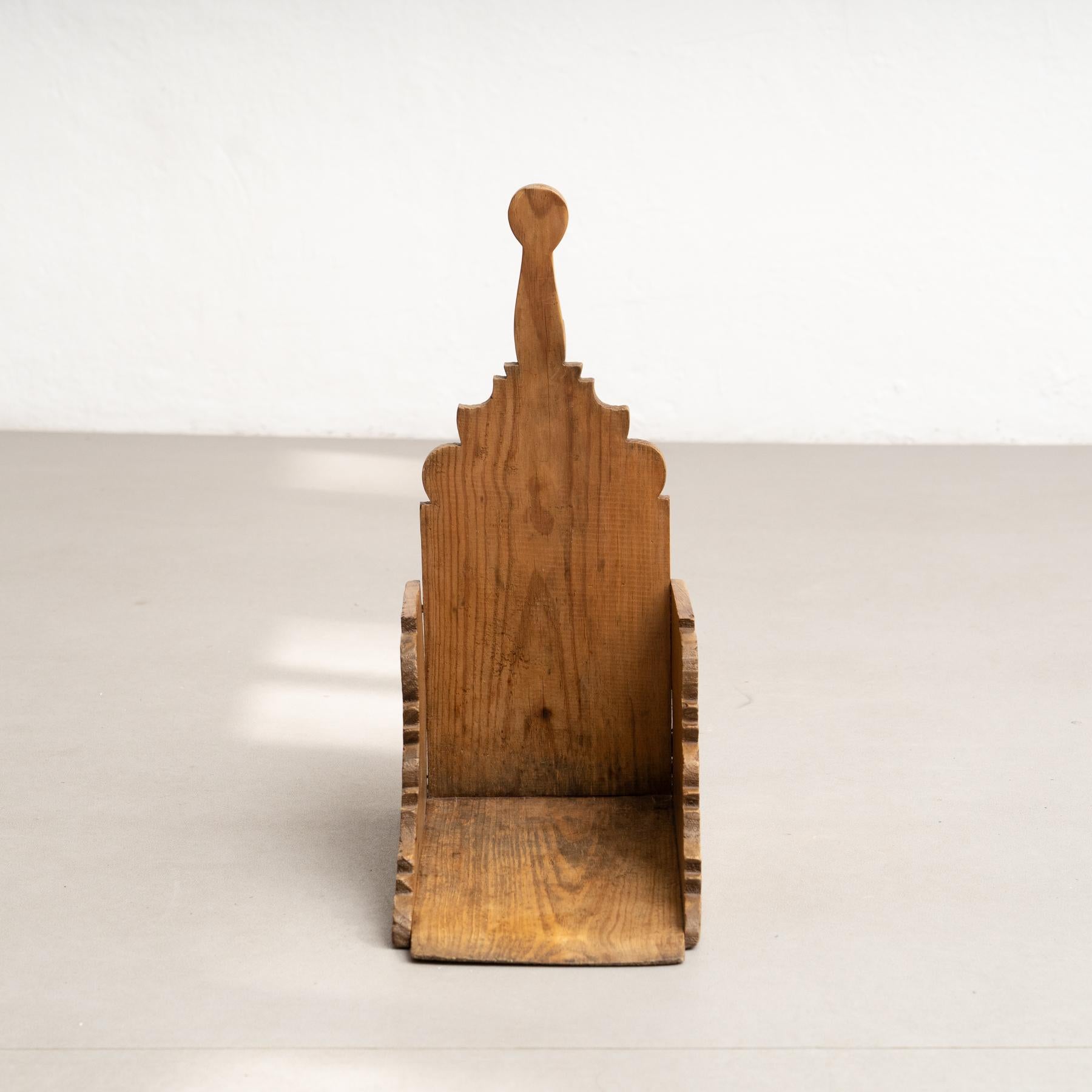 Mid-Century Modern Early 20th Century Rustic Sculptural Wood Broom Dustpan For Sale