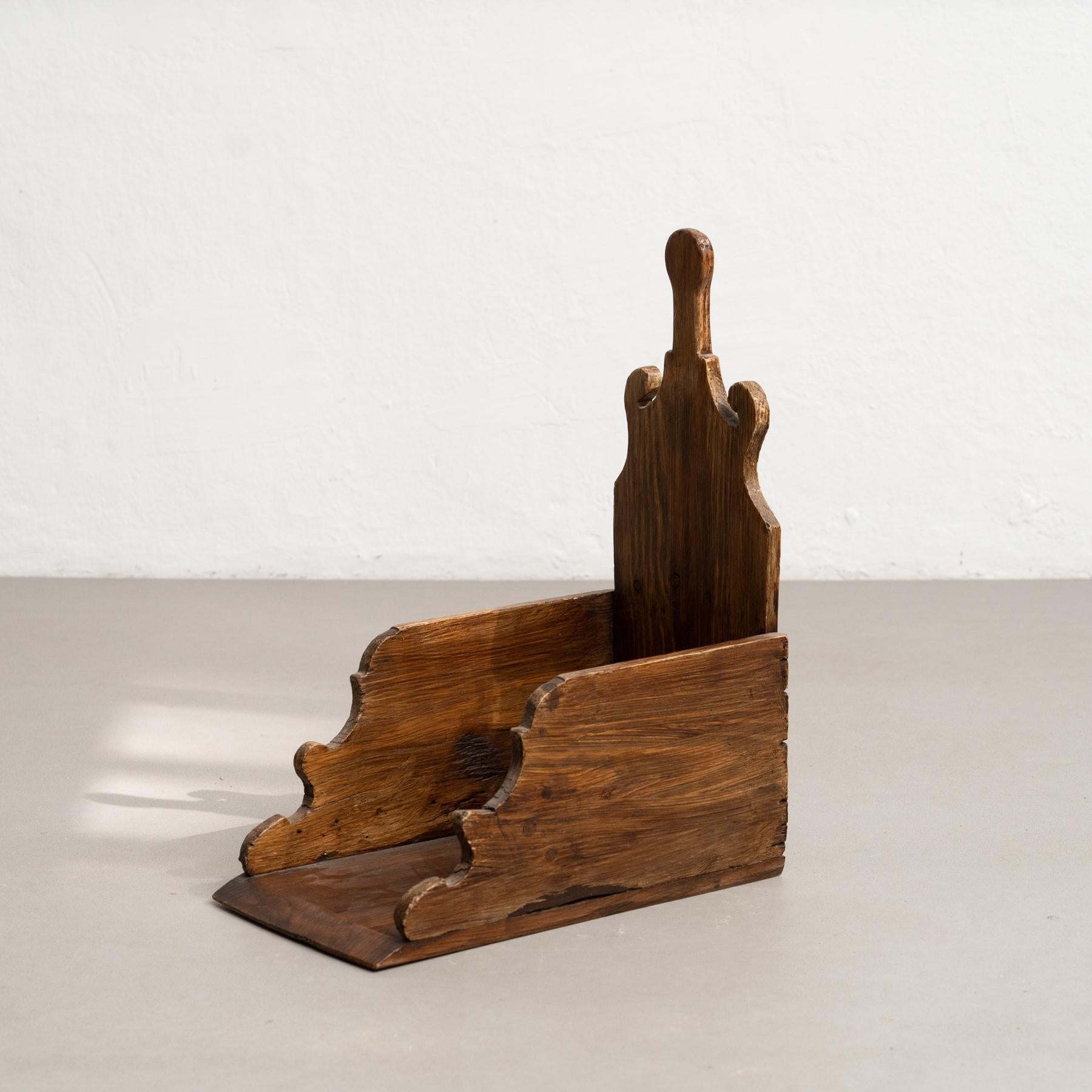 Rustikale skulpturale Holzbroom-Schubladenschale aus dem frühen 20. Jahrhundert im Zustand „Gut“ im Angebot in Barcelona, ES