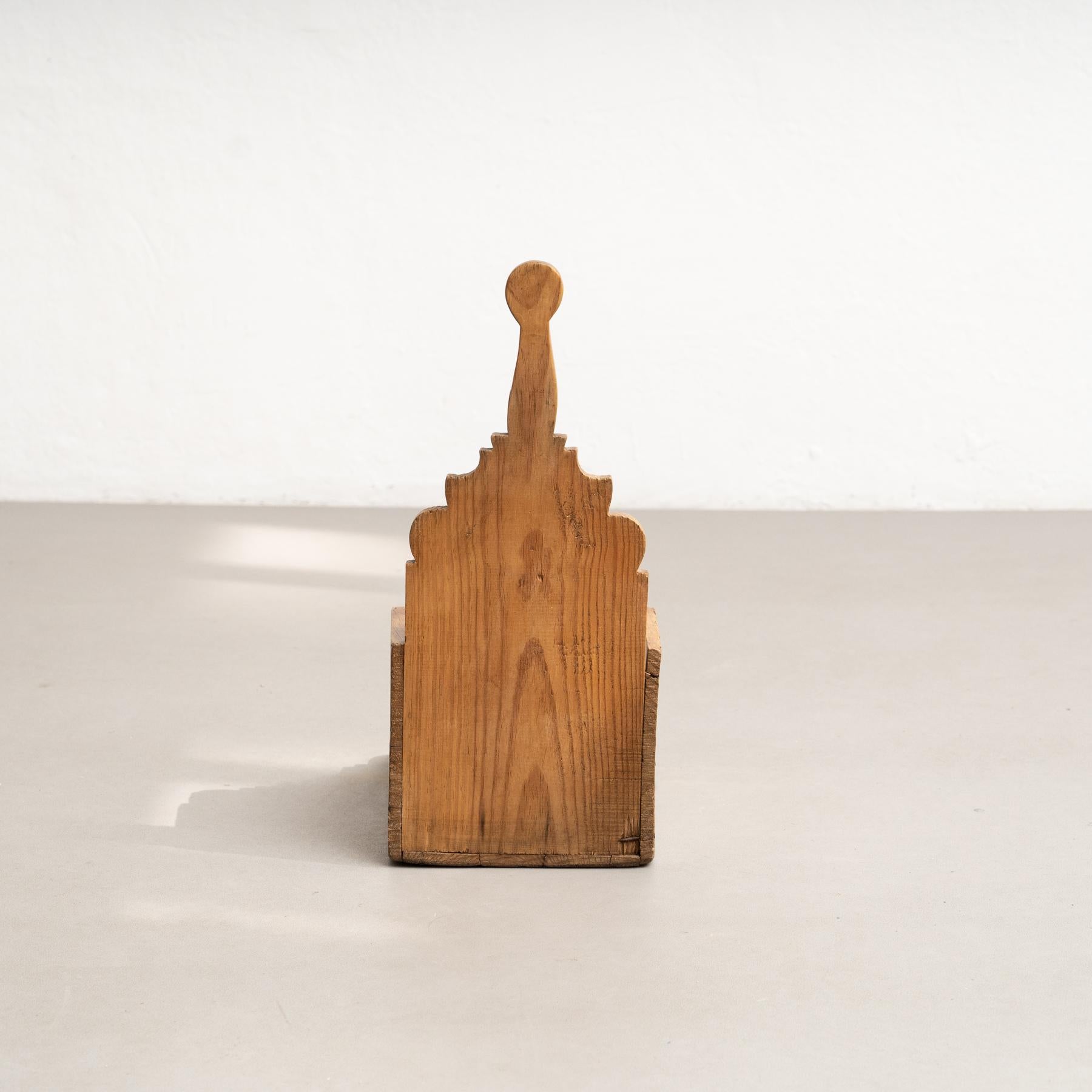 Rustikale skulpturale Holzbroom-Schubladenschale aus dem frühen 20. Jahrhundert im Angebot 2