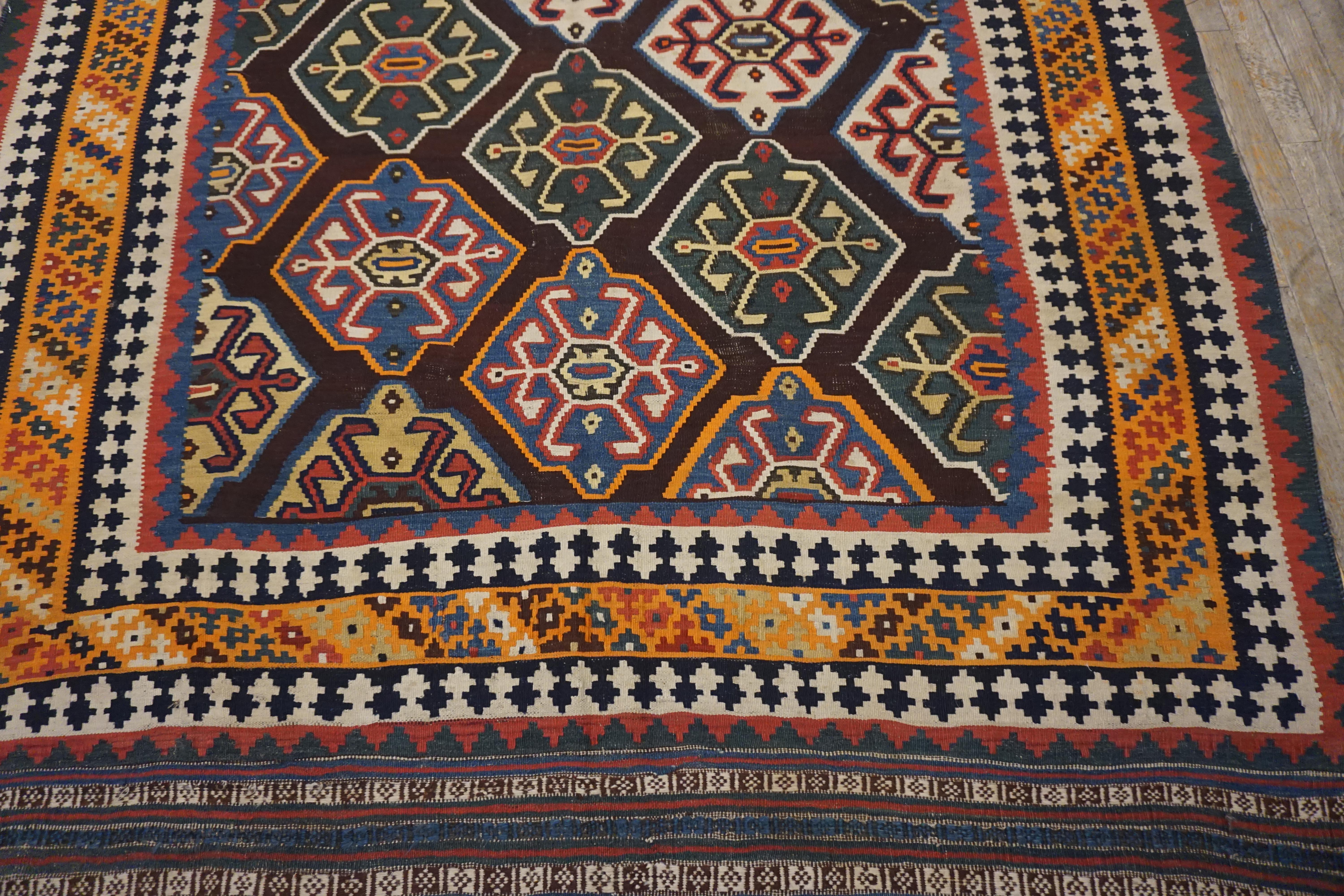 Inizio XX secolo Ghashgaie persiano a trama piatta dell'inizio del XX secolo ( 6' x 10' - 183 x 205 ) in vendita