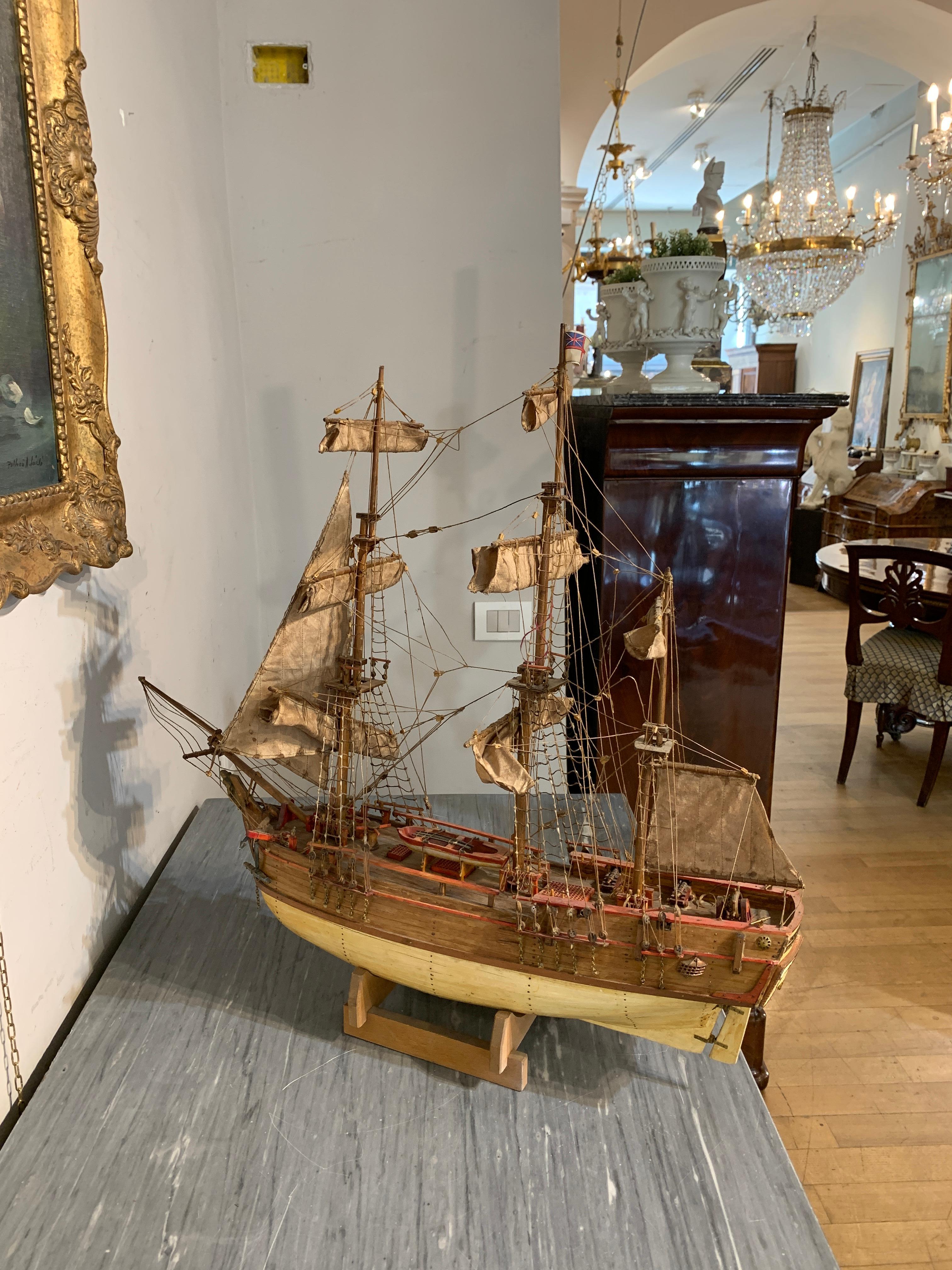 EARLY 20th CENTURY SAILING SHIP MODEL For Sale 8
