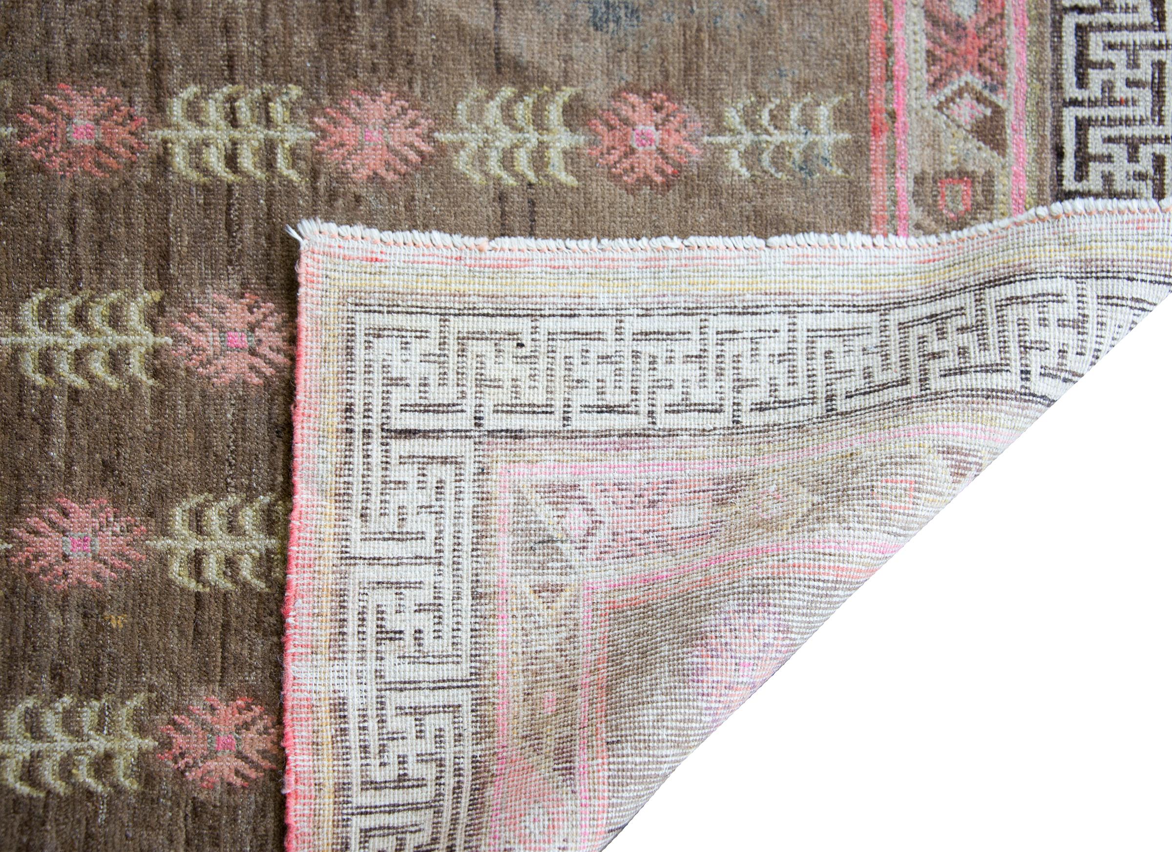Early 20th Century Samarghand Rug For Sale 5