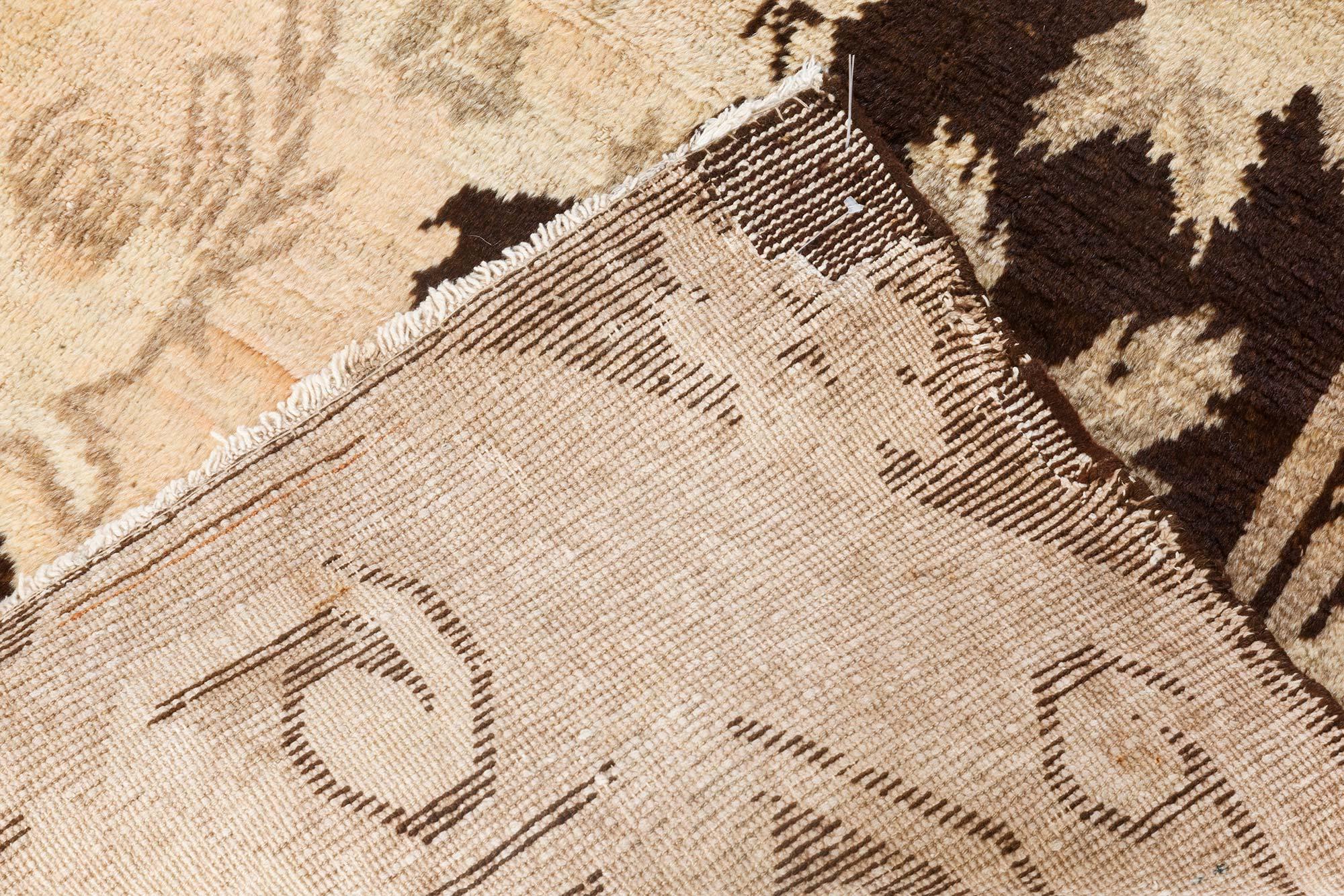 Early 20th Century Samarkand 'Khotan' Carpet For Sale 2