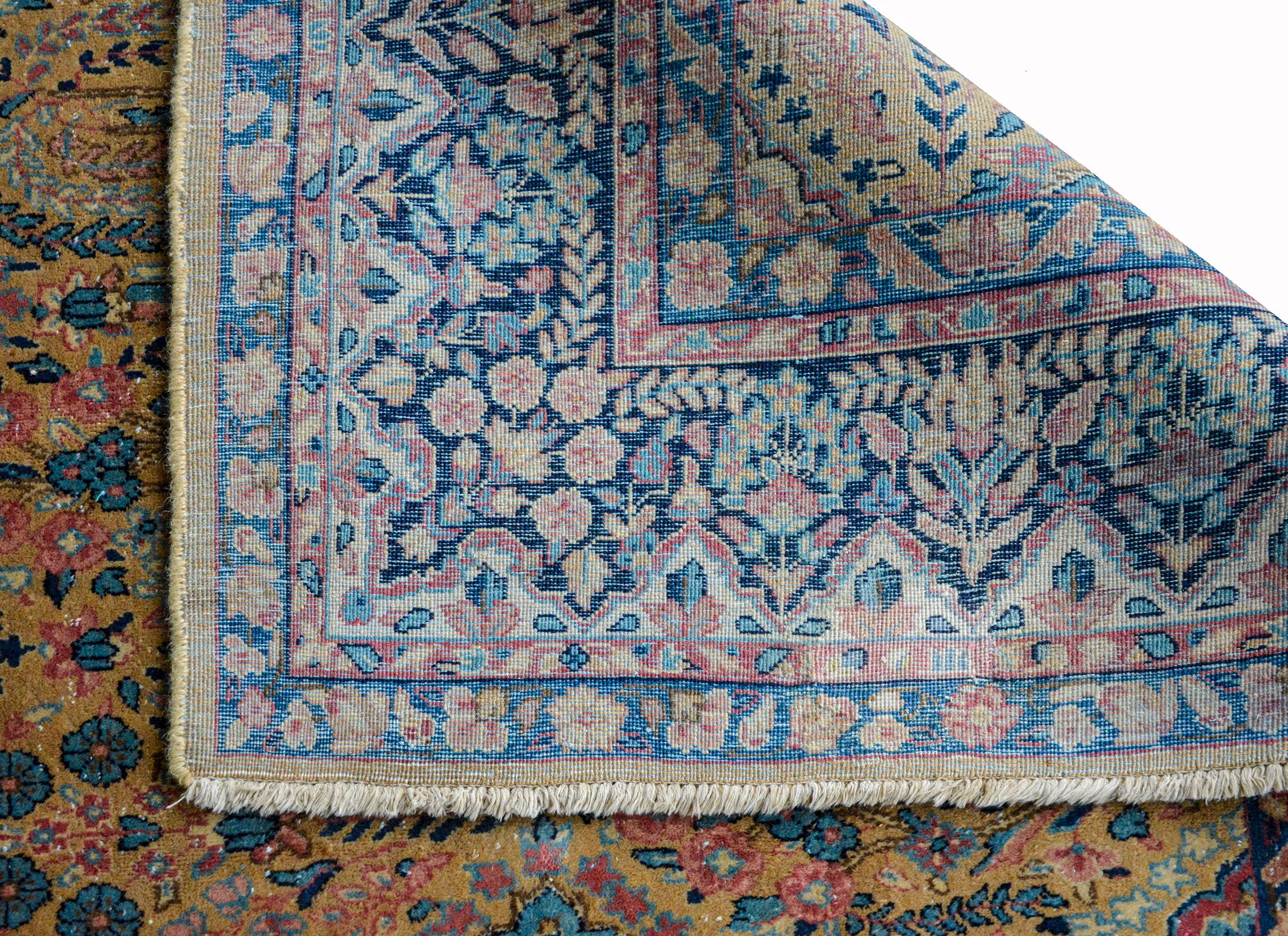 Sarouk-Teppich des frühen 20. Jahrhunderts im Angebot 2