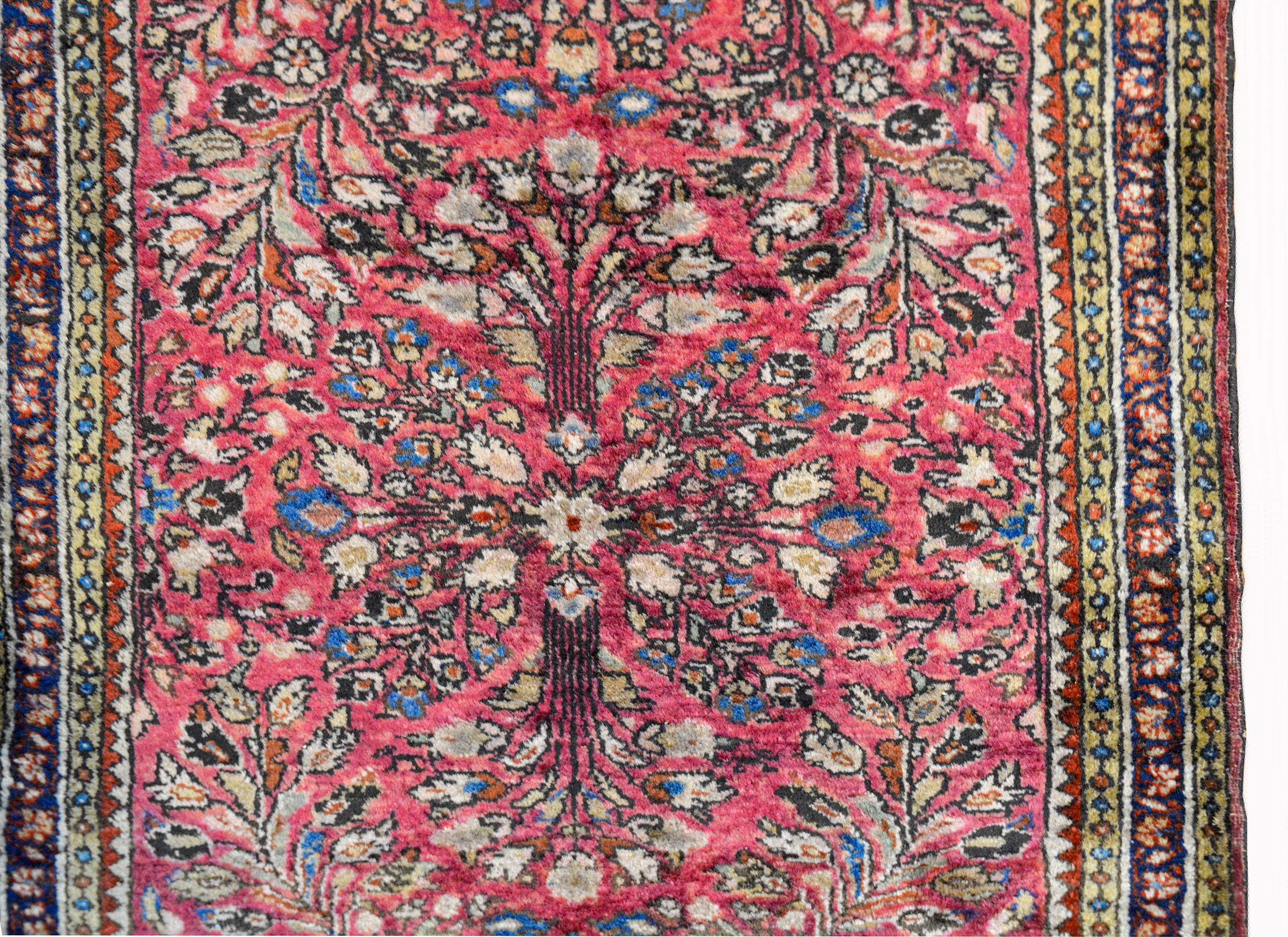 Persian Early 20th Century Sarouk Rug