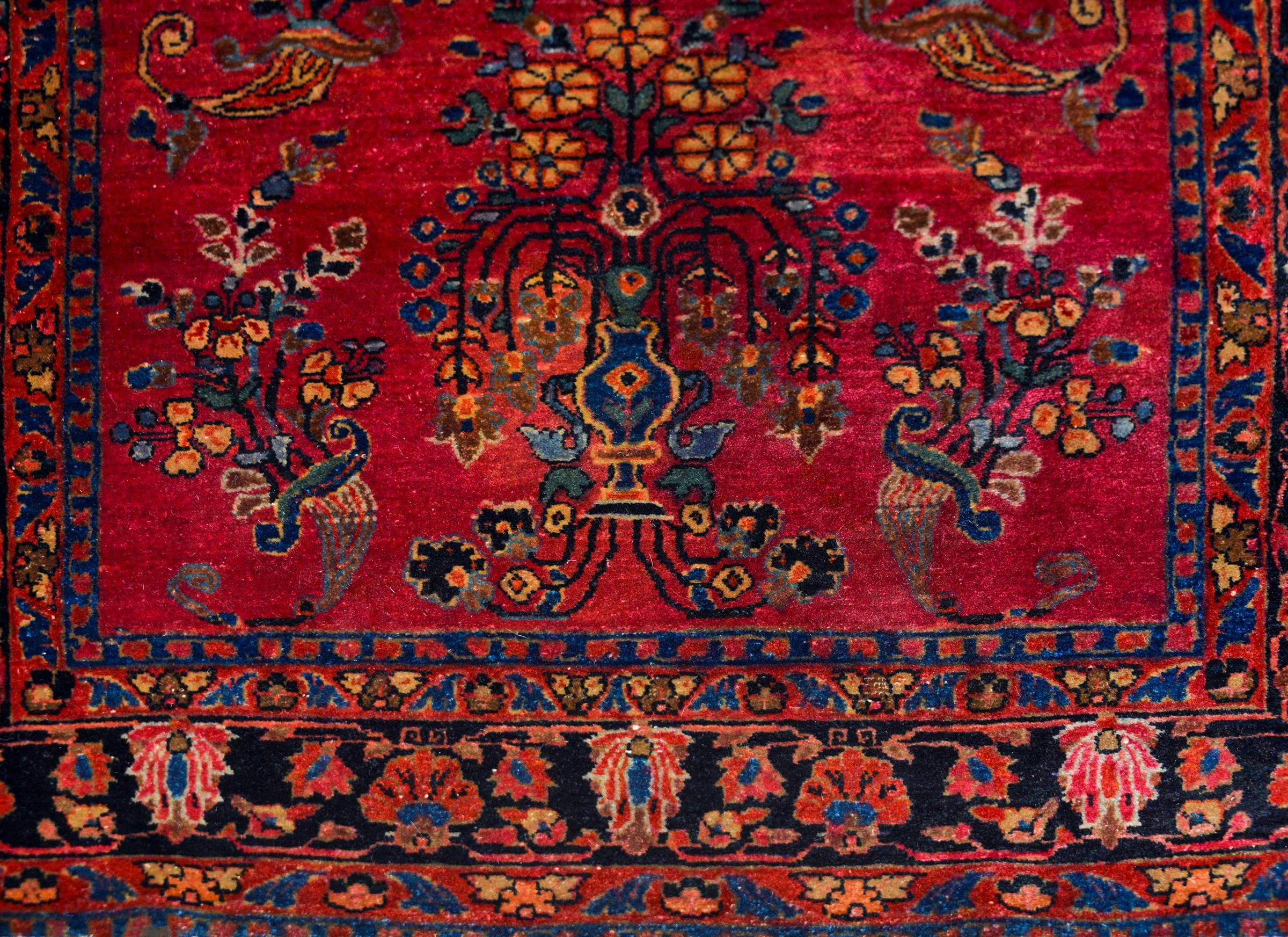 Sarouk-Teppich des frühen 20. Jahrhunderts im Zustand „Gut“ im Angebot in Chicago, IL