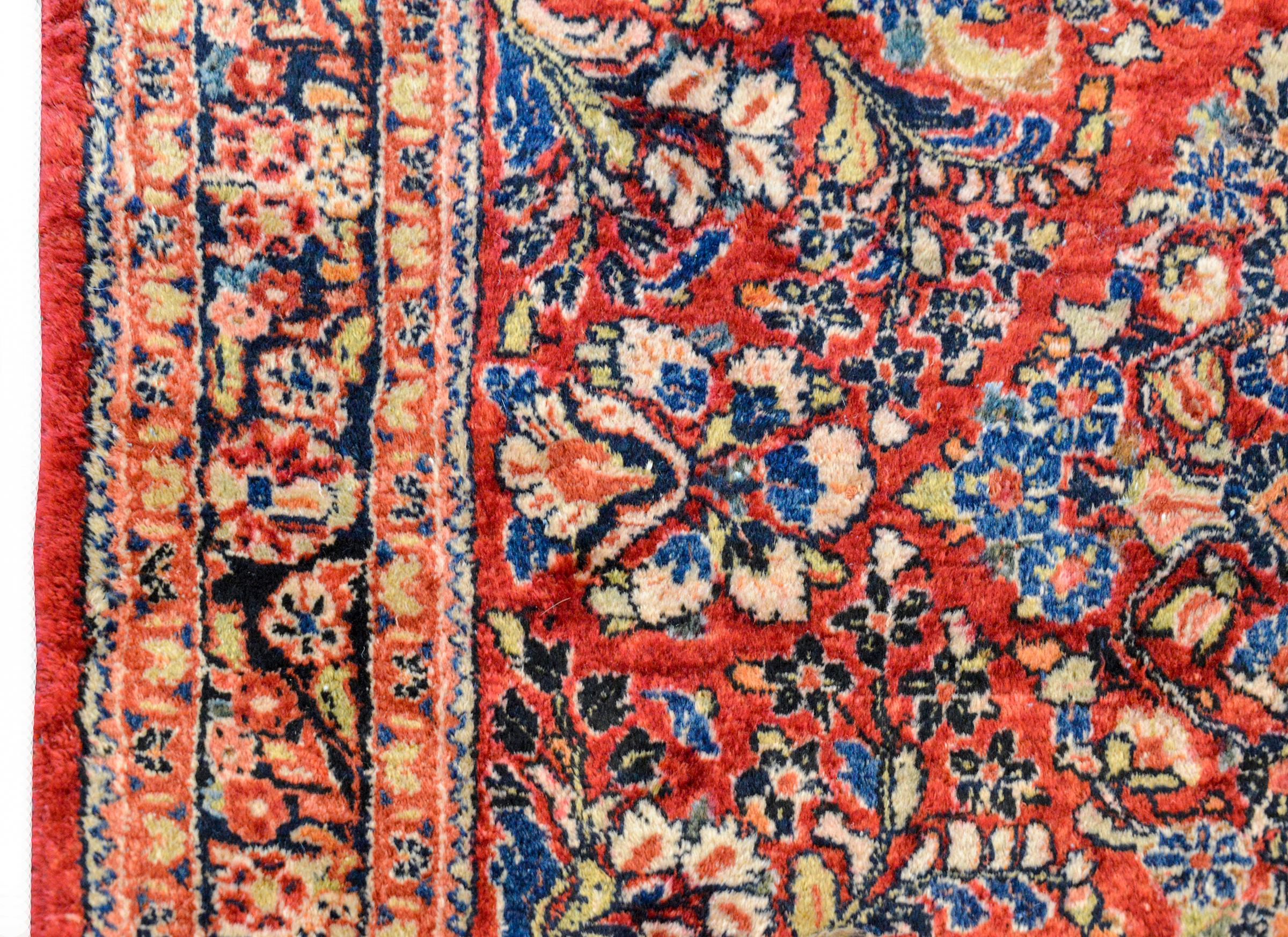 Mid-20th Century Early 20th Century Sarouk Rug