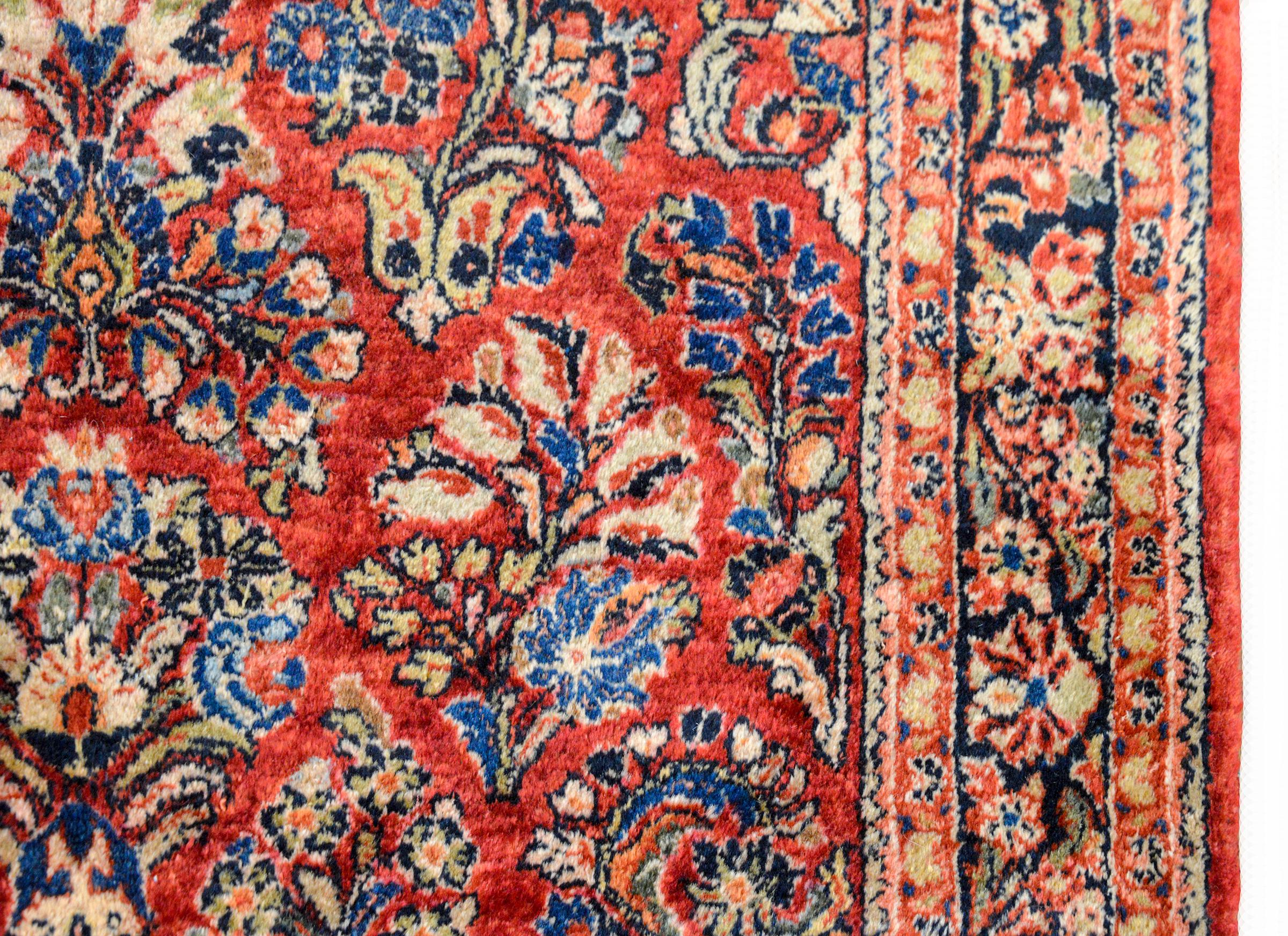 Wool Early 20th Century Sarouk Rug