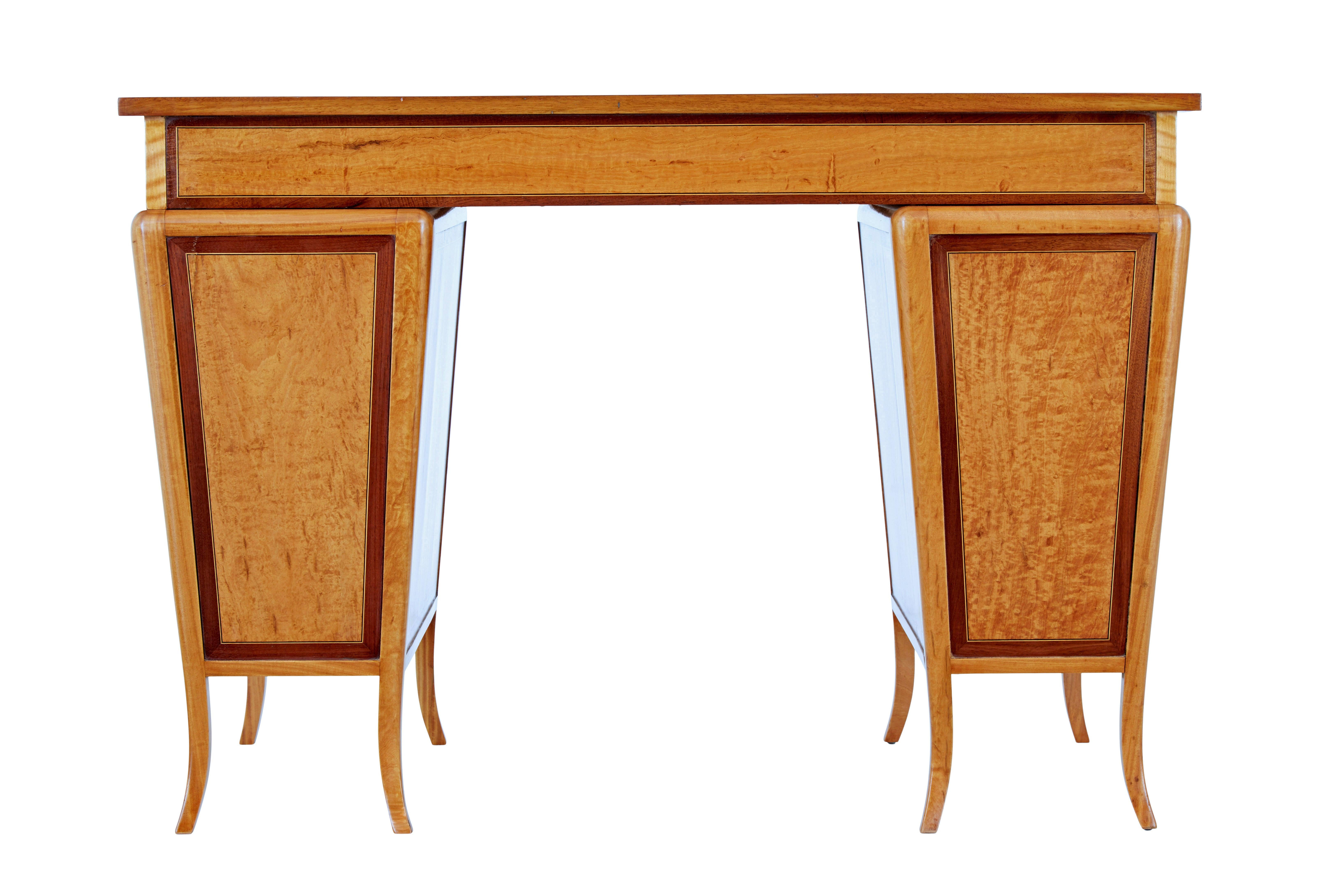 Hand-Carved Early 20th century satinwood sheraton revival desk For Sale