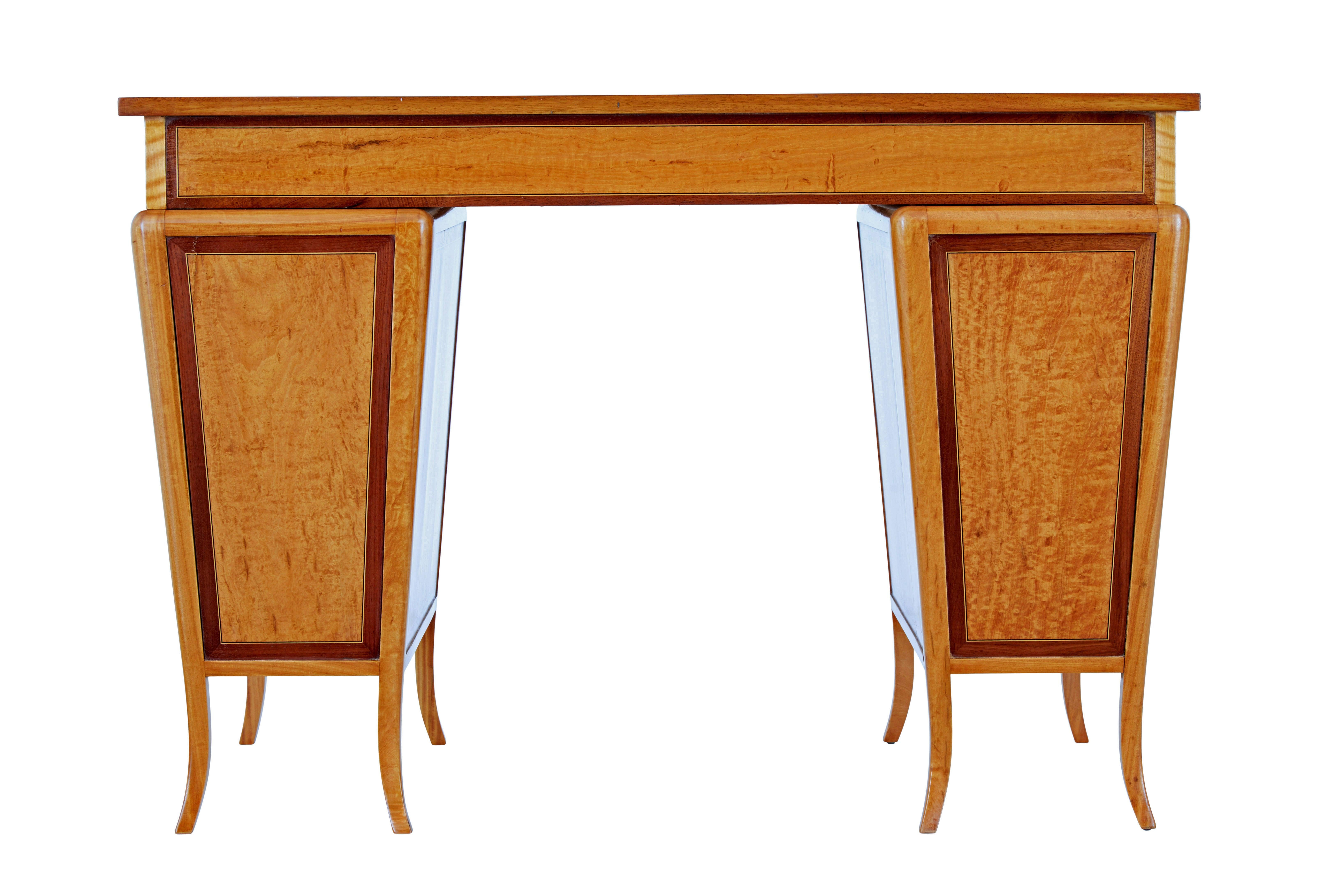Hand-Carved Early 20th century satinwood sheraton revival desk For Sale