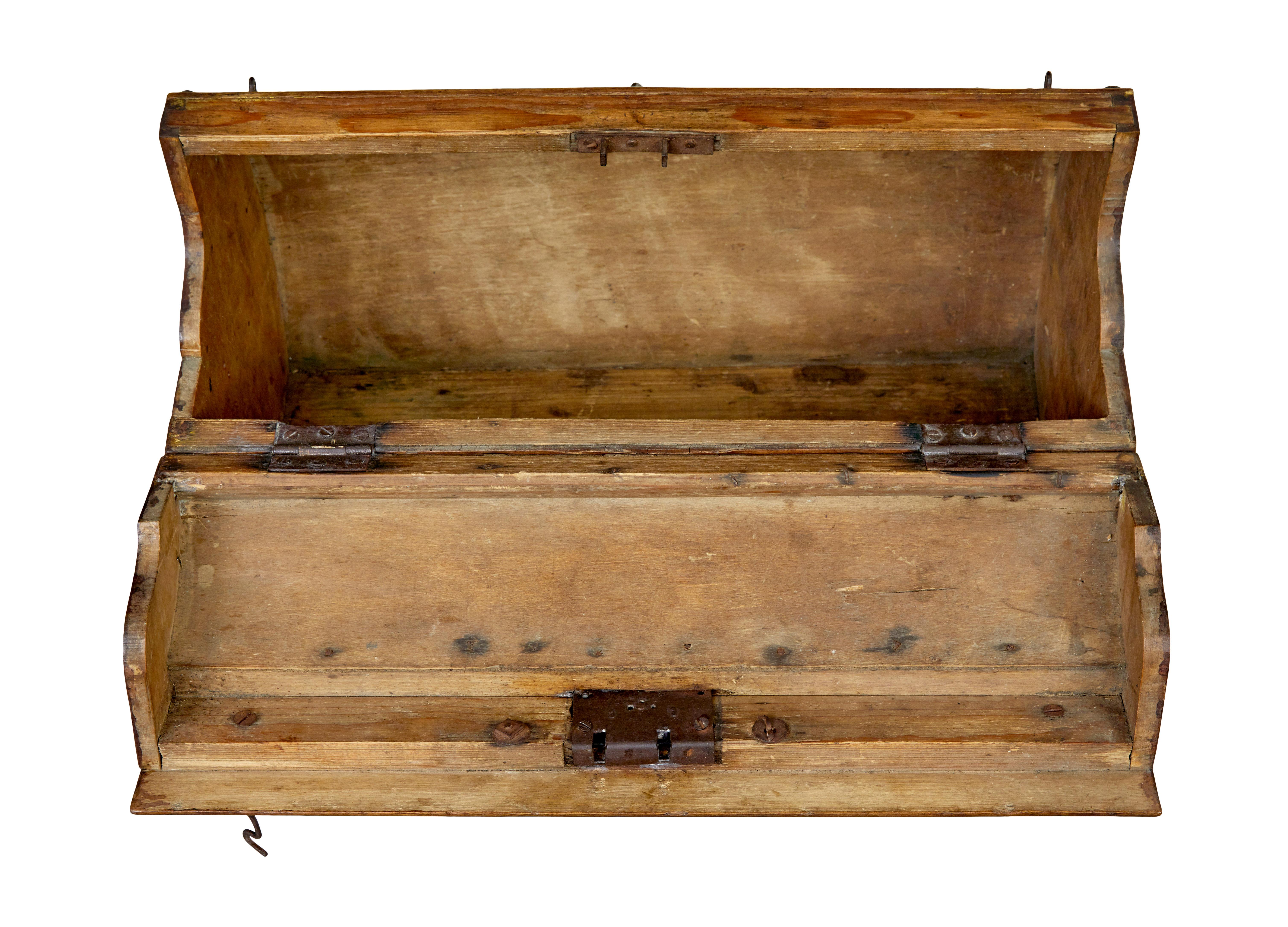 Skandinavische doctors Bag aus Holz des frühen 20. Jahrhunderts (Stahl) im Angebot