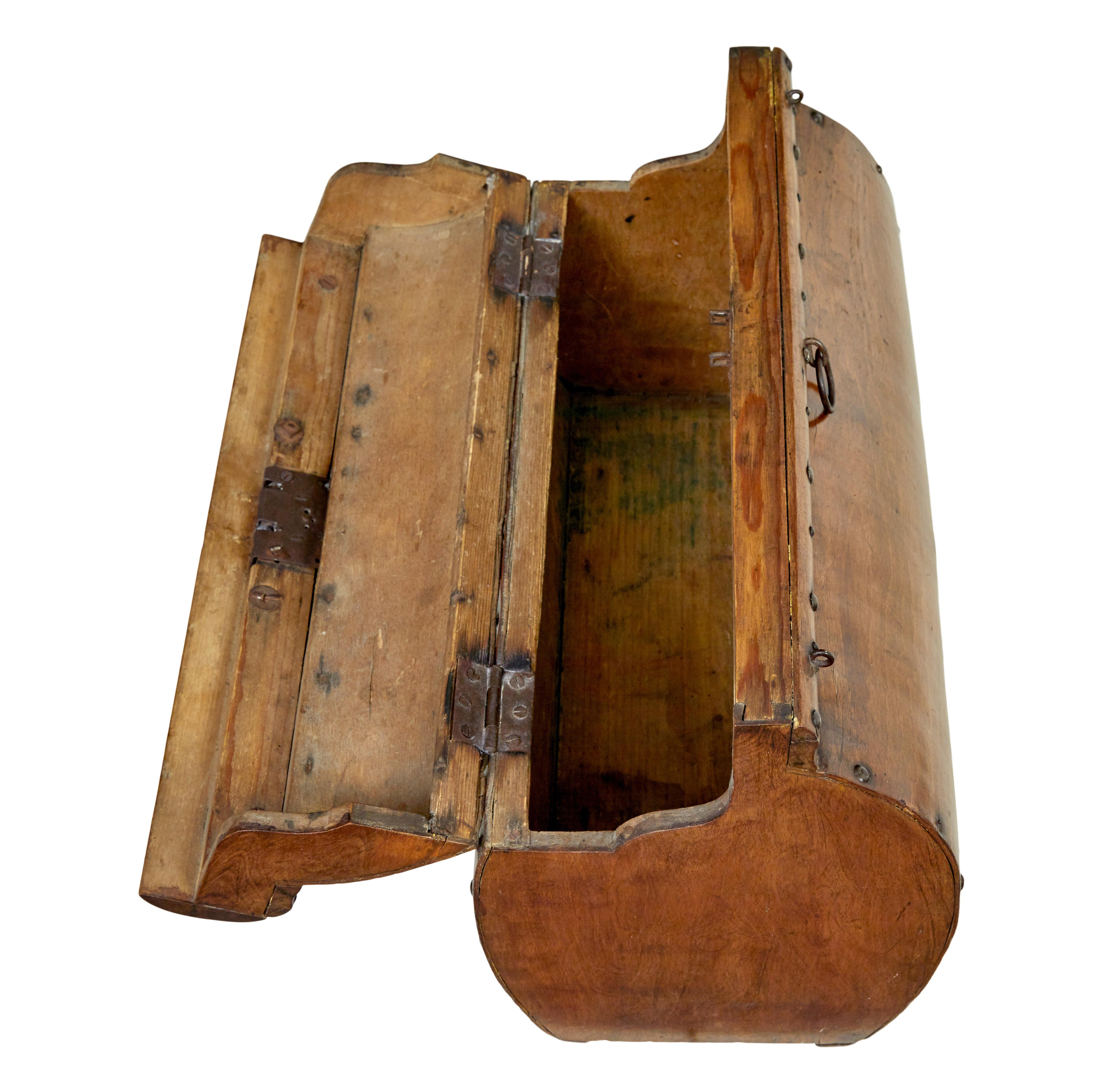 Skandinavische doctors Bag aus Holz des frühen 20. Jahrhunderts im Angebot 1