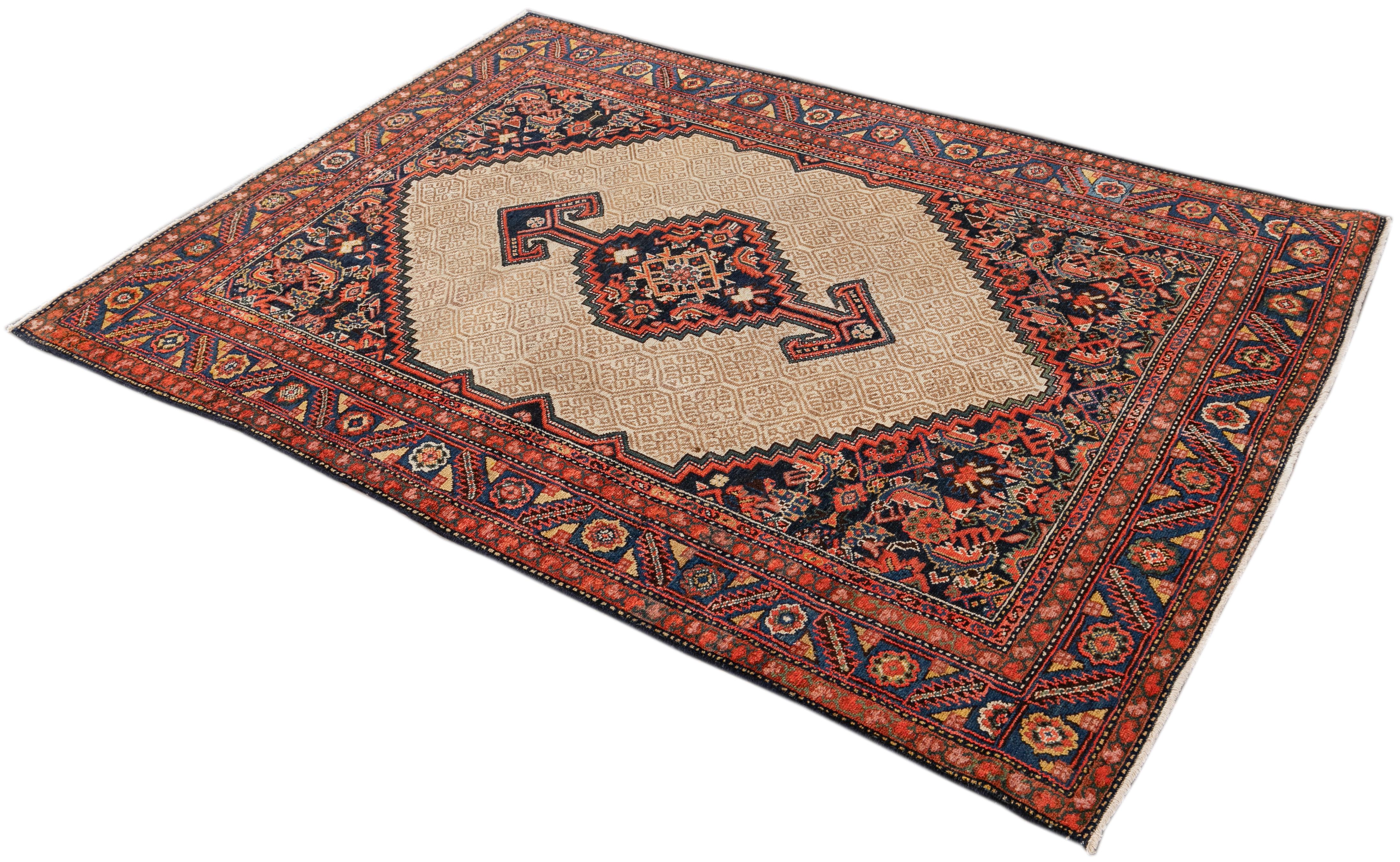 Early 20th Century Scatter Hamadan Rug For Sale 2