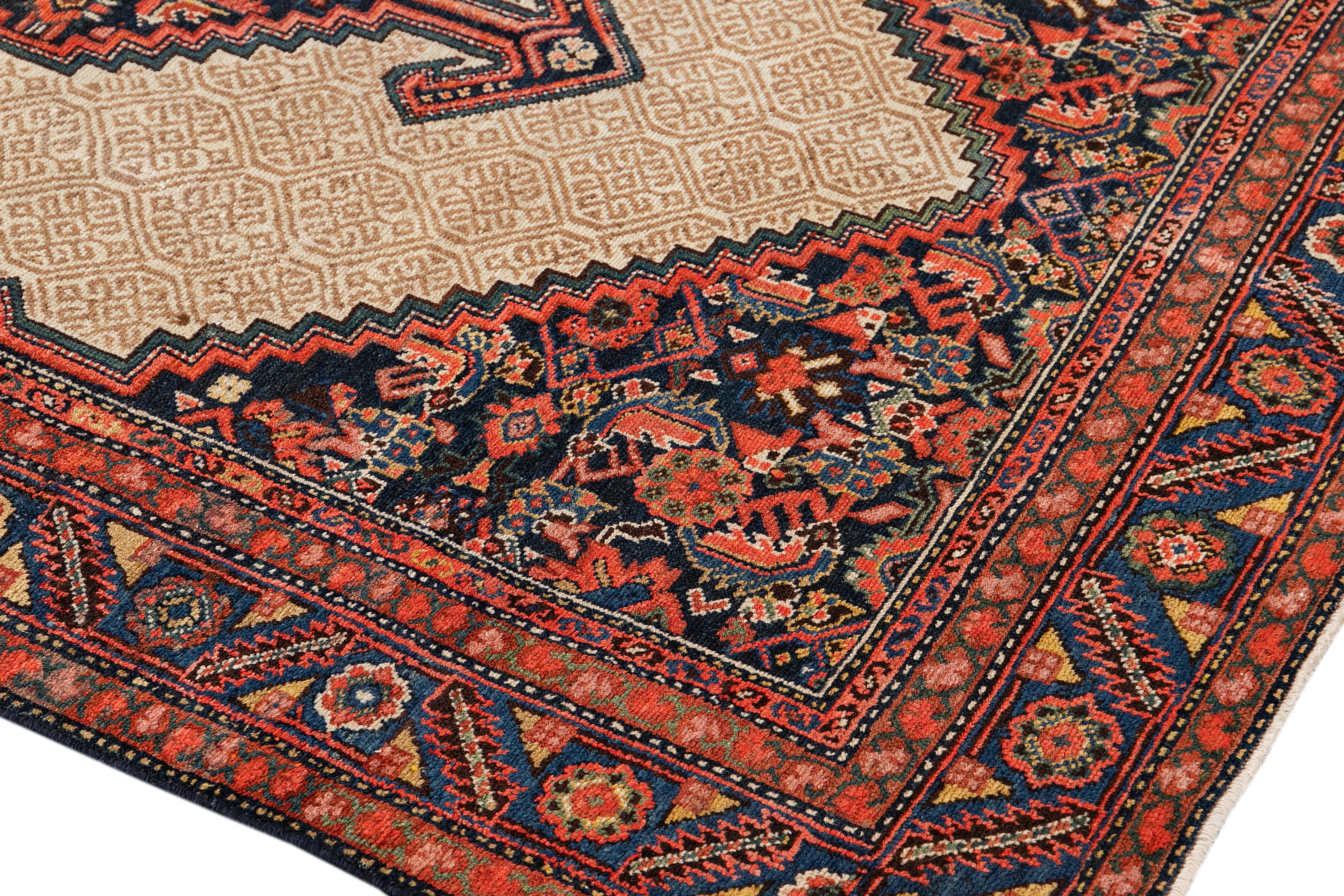 Early 20th Century Scatter Hamadan Rug For Sale 3