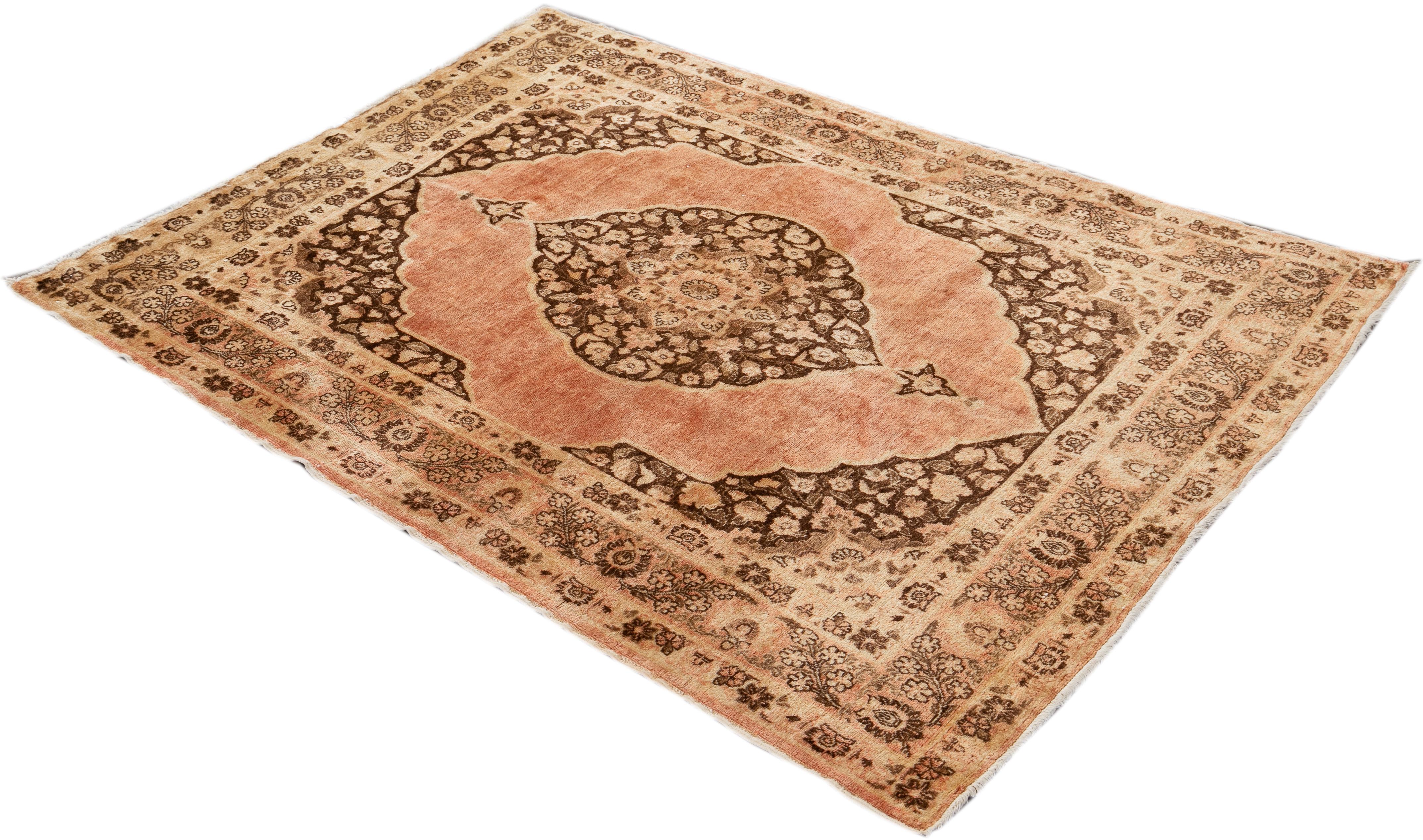 Early 20th Century Scatter Tabriz Rug For Sale 1