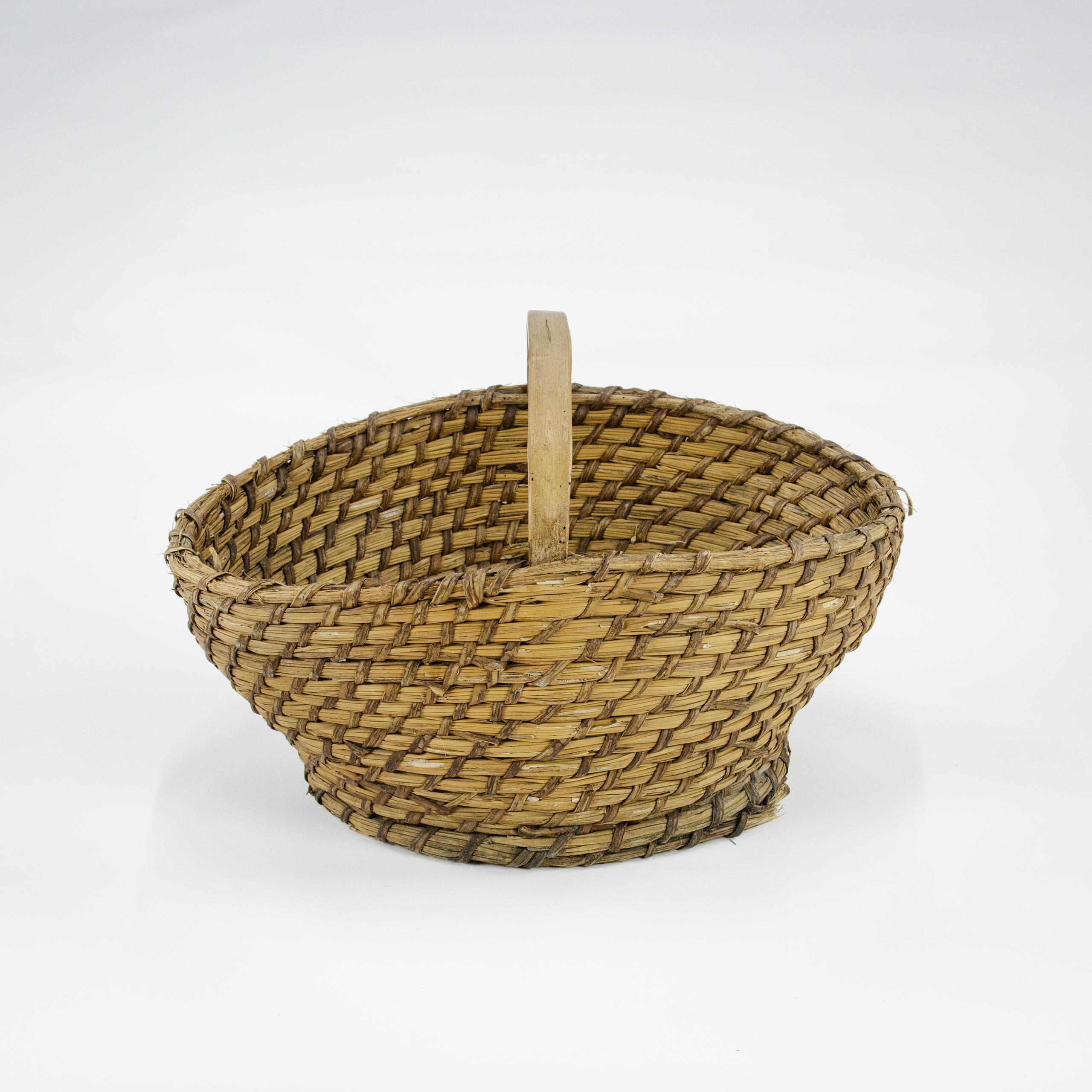 Early 20th Century Orcadian or Islands Foraging Basket. Wonderful slooping form. as expected condition, perfectly useable Orkney Circa 1900 - 1920